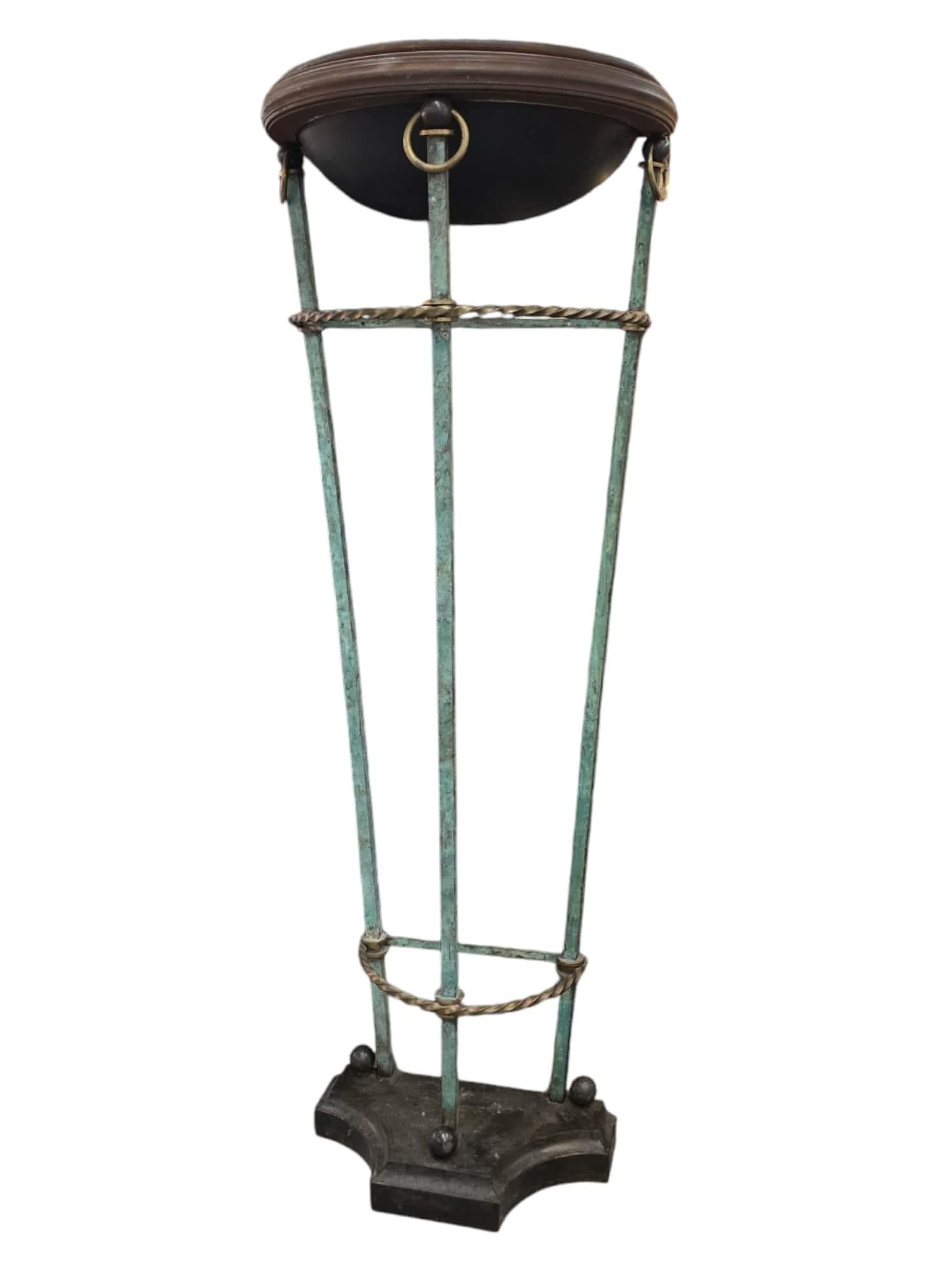 Lampada da parete enorme in stile greco antico - Altezza 190 cm in vendita 4