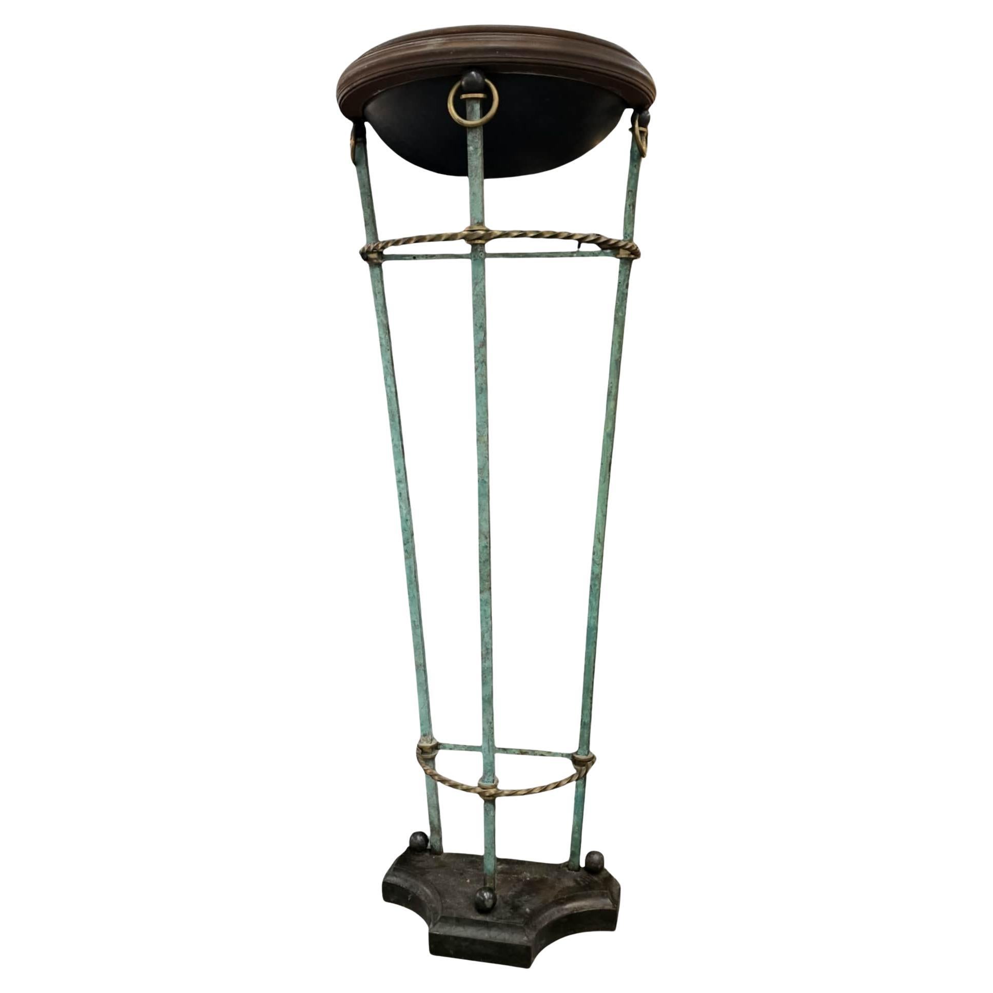 Lampada da parete enorme in stile greco antico - Altezza 190 cm in vendita