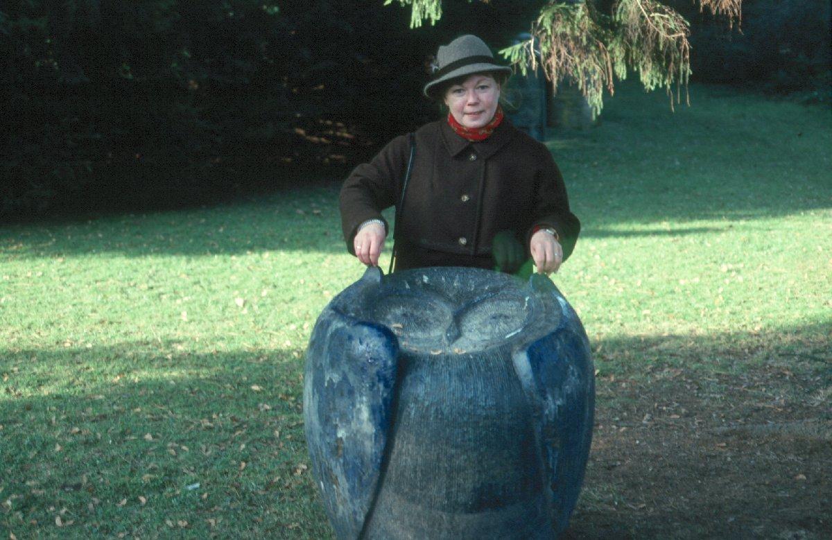Große skurrile Gänseblümchen-Skulptur der Meisterdesignerin Eva Fritz-Lindner 7