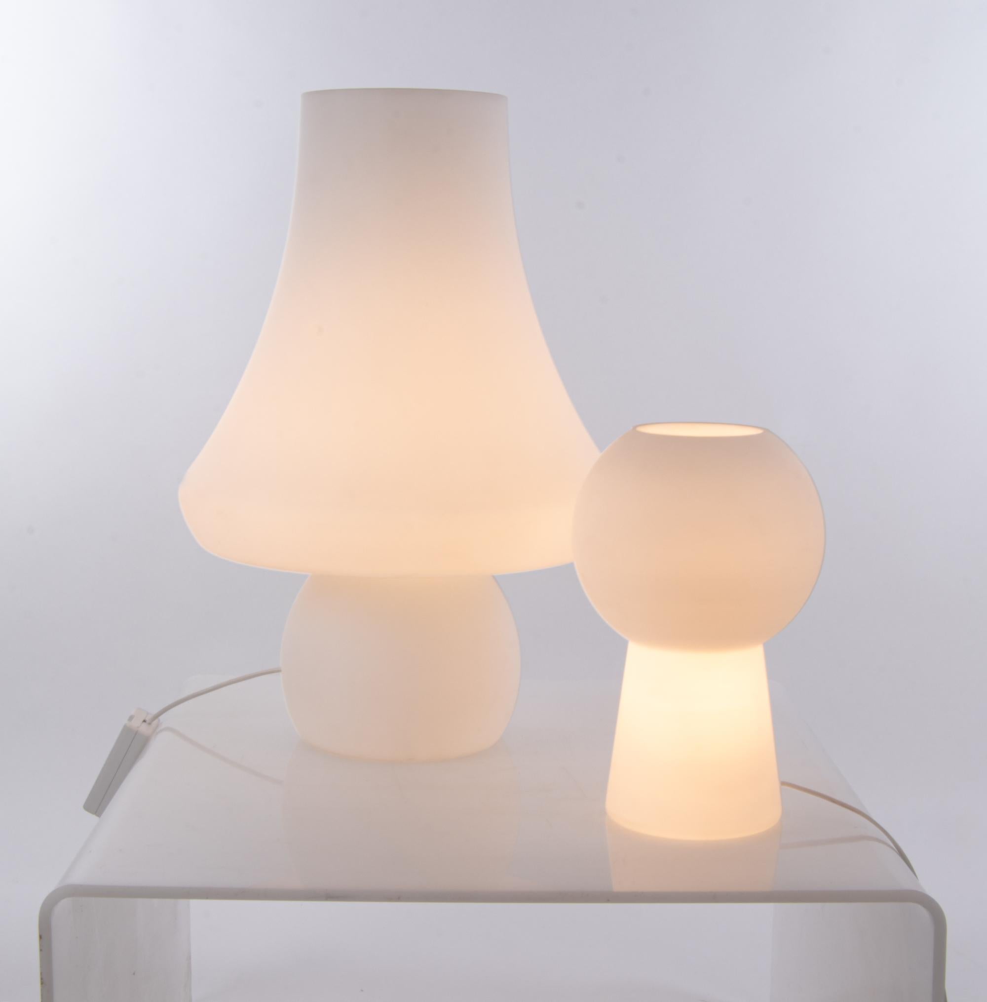 1960 De Majo Huge Mushroom Table Lamp White Murano Glass For Sale 1