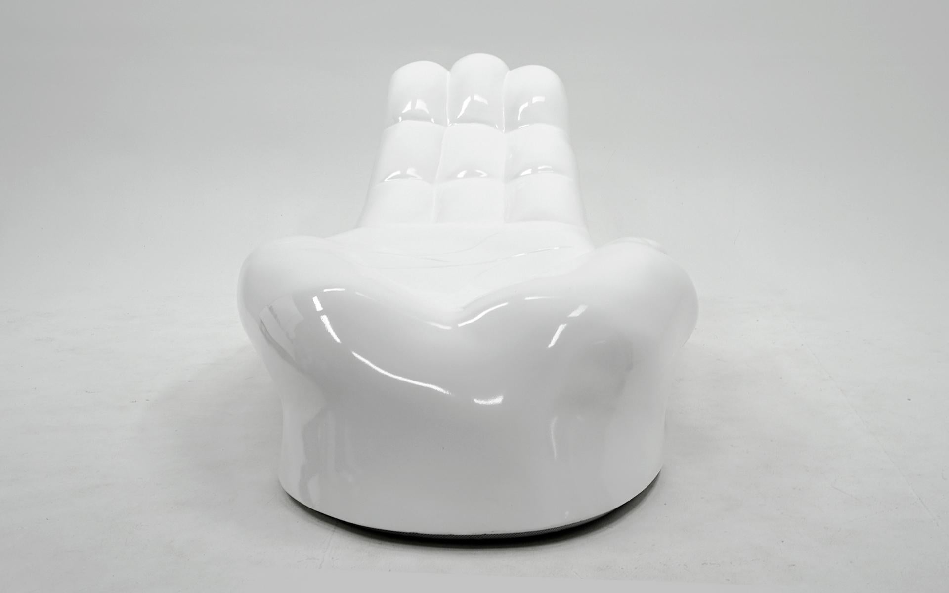 Huge White Fiberglass Hand Sculpture / Chaise, 1960s, Restored In Excellent Condition In Kansas City, MO