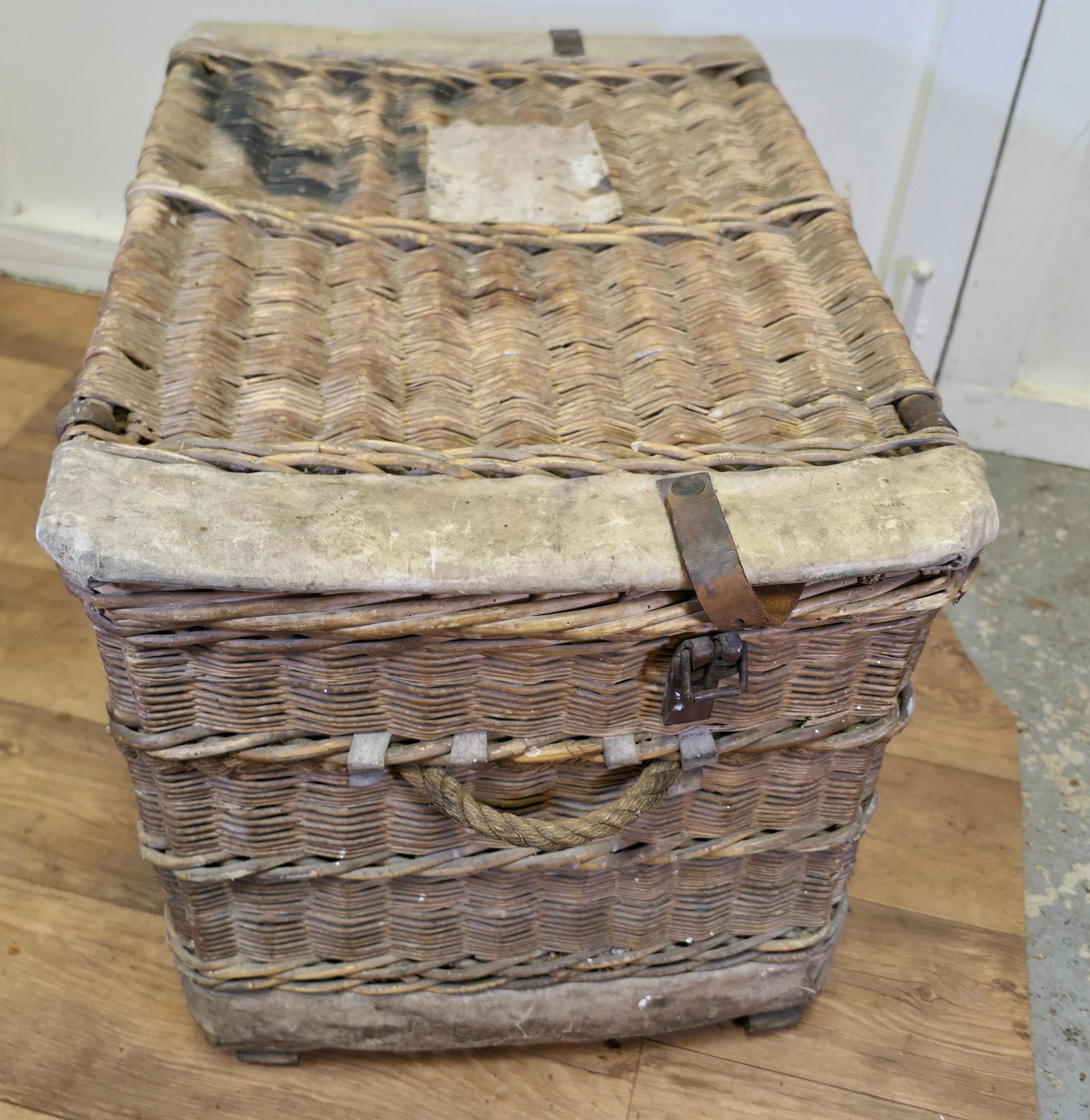 Early 20th Century Huge Wicker Railway Parcel Hamper Very strong and attractive piece For Sale