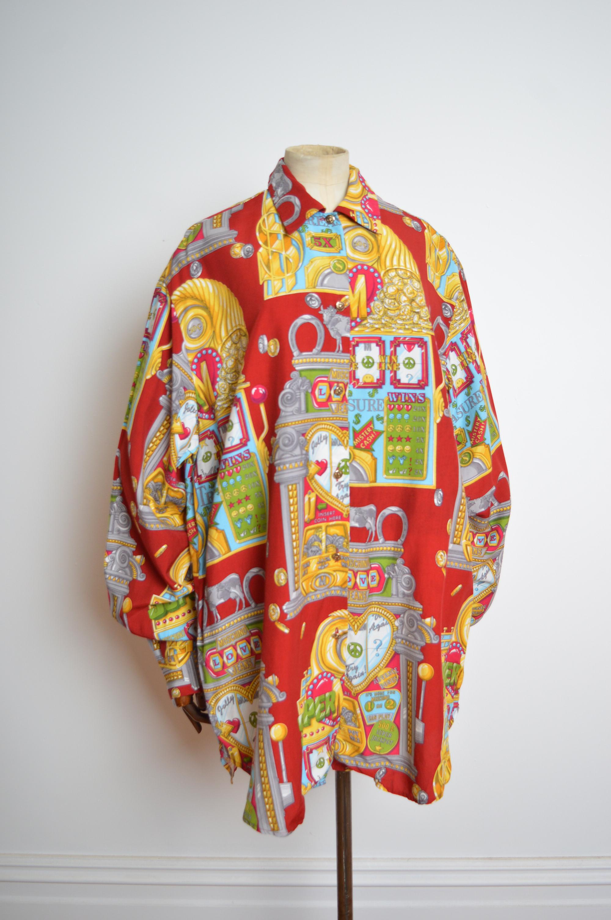 Enorme camicia XXL Moschino Casino 1990s Slot Machine Loud Colourful Red pattern in vendita 3