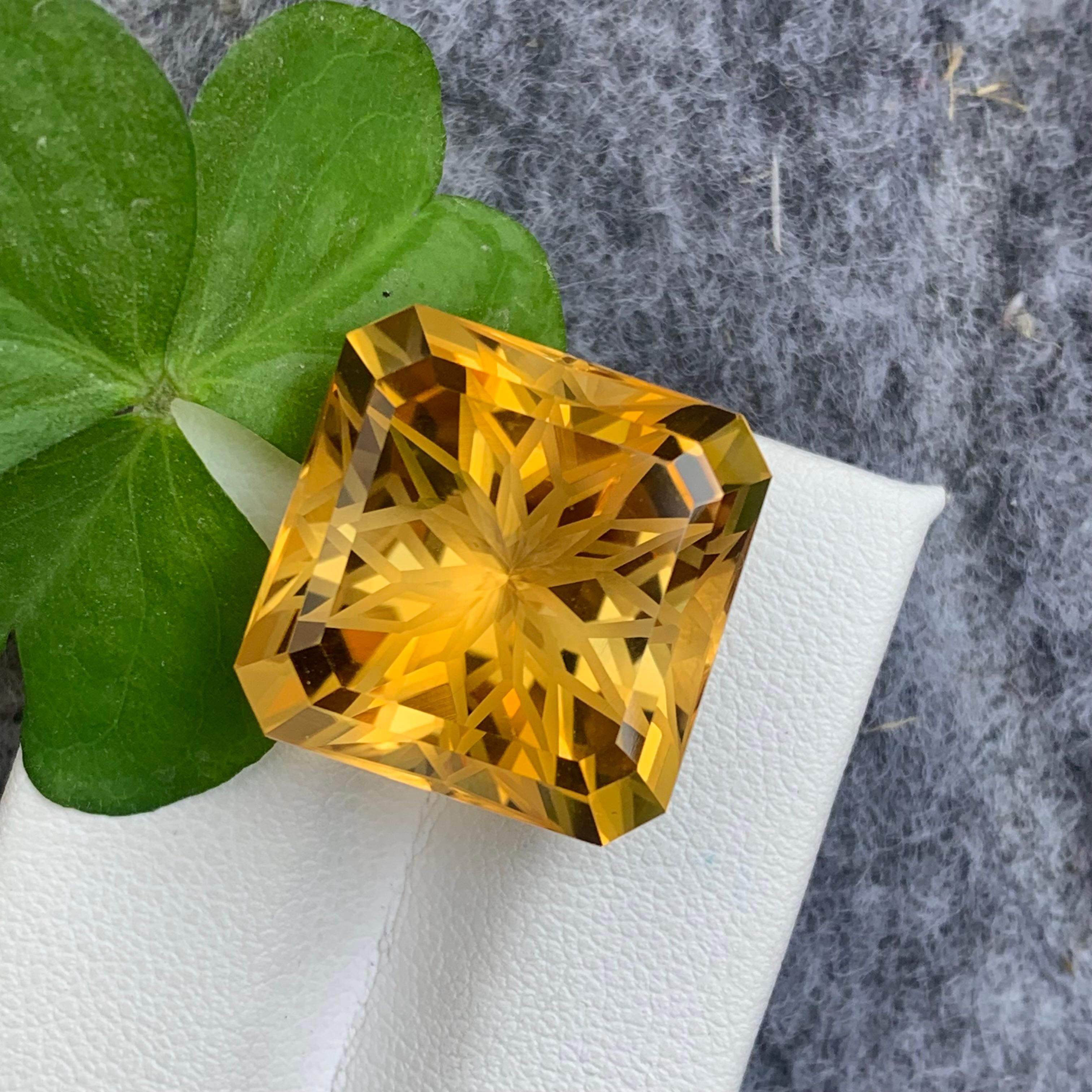 Huge Yellow 27.75 Carat Loose Citrine Flower Square Cut from Brazil Mine For Sale 6