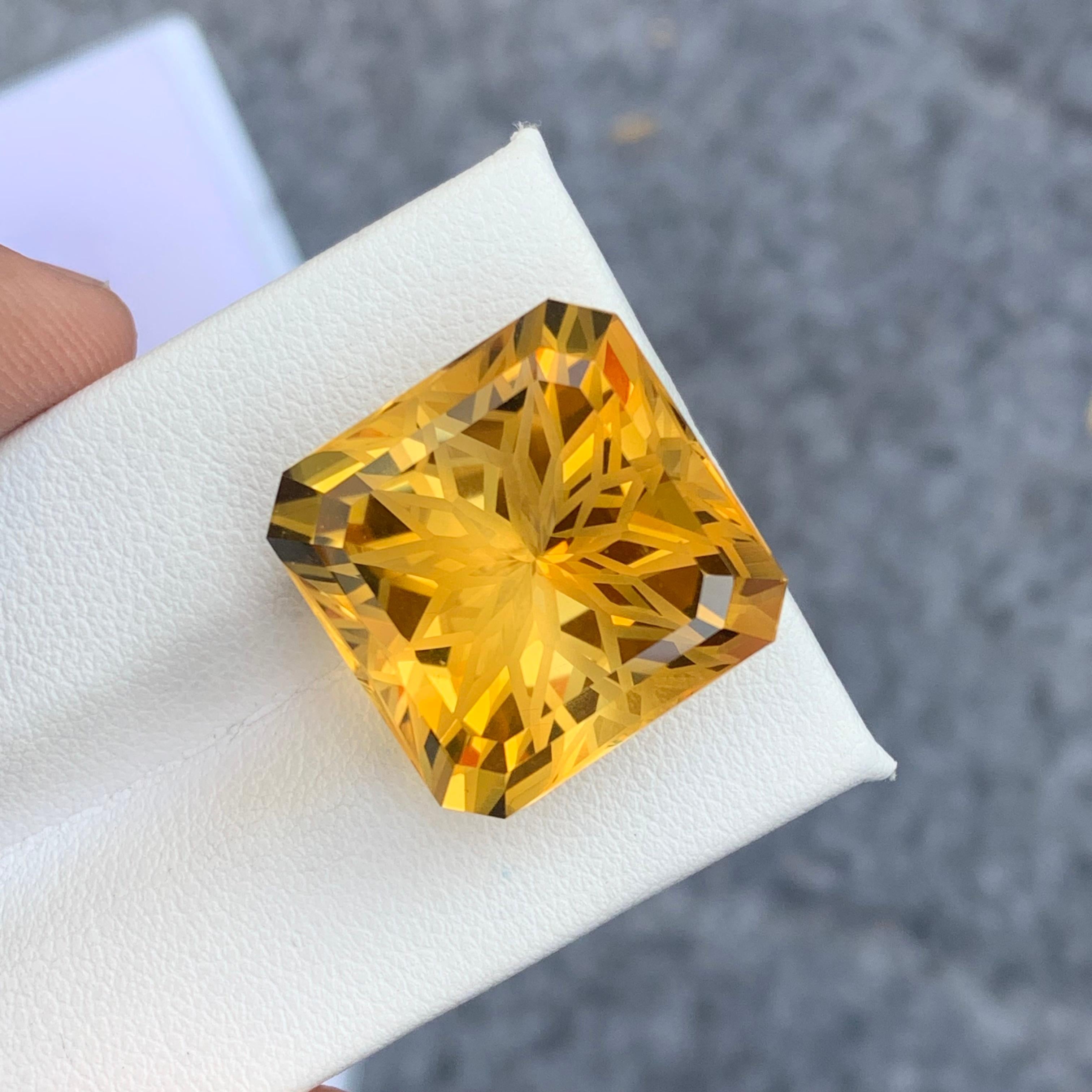 Huge Yellow 27.75 Carat Loose Citrine Flower Square Cut from Brazil Mine For Sale 7