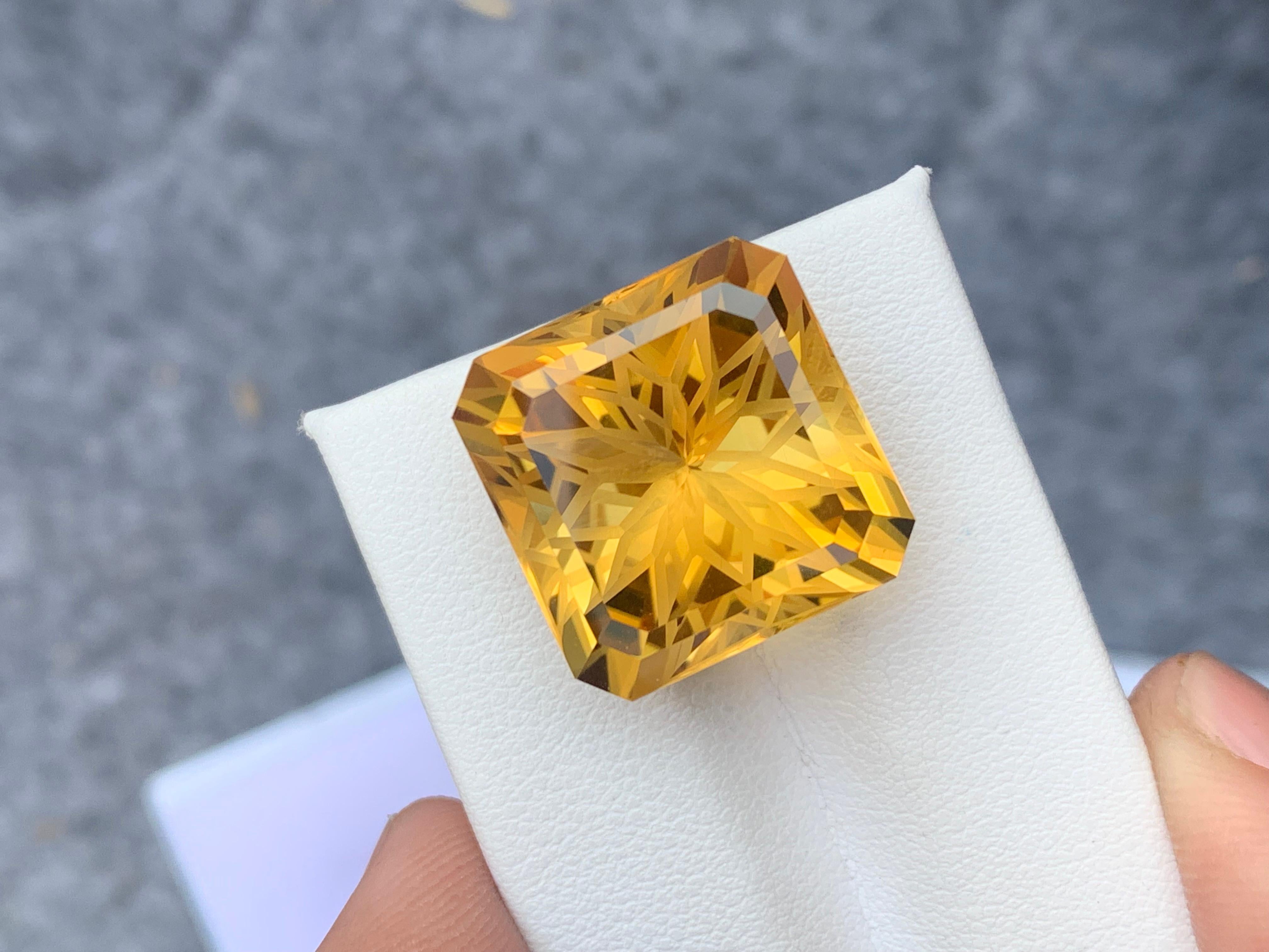 Huge Yellow 27.75 Carat Loose Citrine Flower Square Cut from Brazil Mine For Sale 8