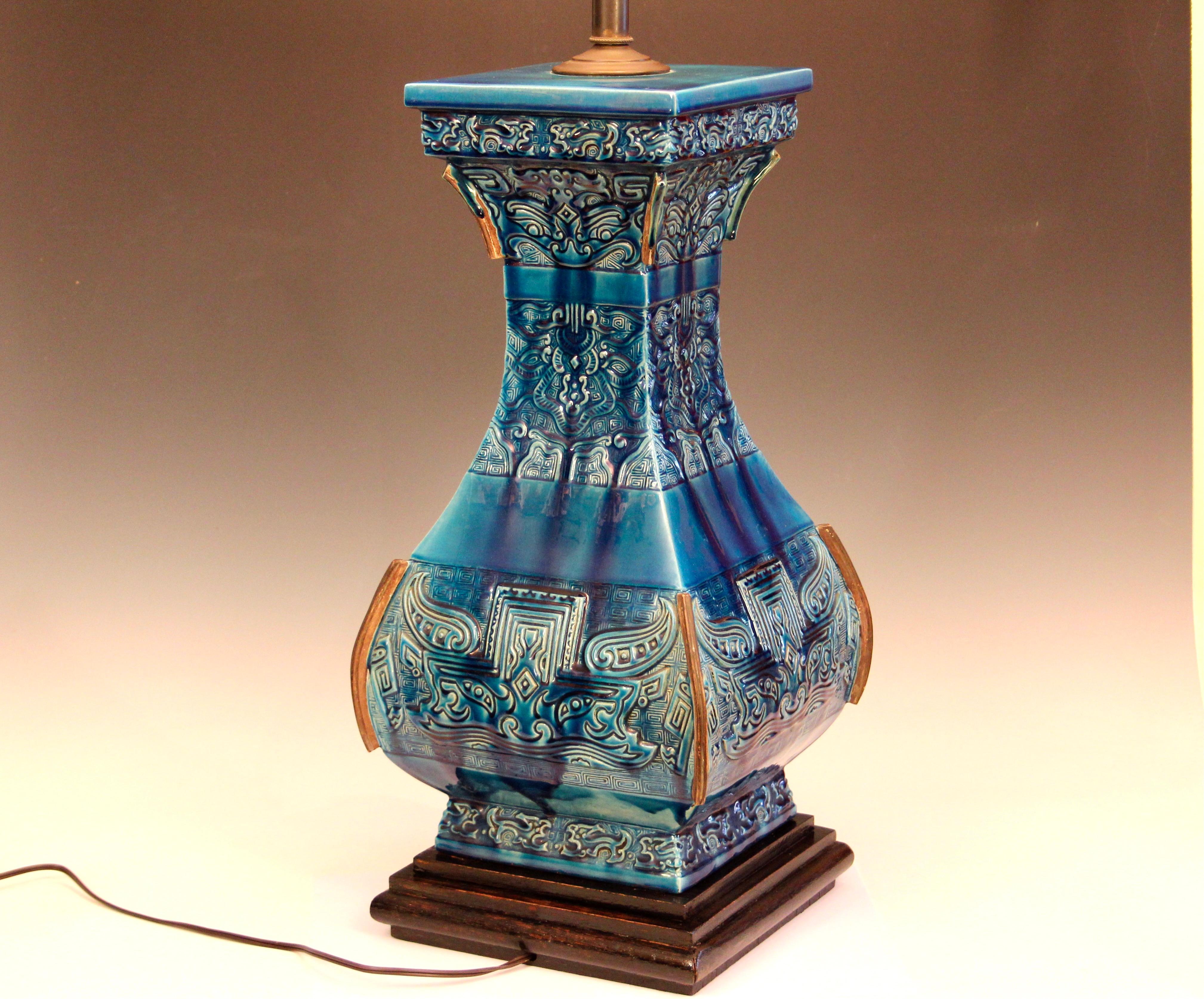Huge Zaccagnini Pottery Mid Century Italian Ming Lamp Vintage 1950's Turquoise In Good Condition For Sale In Wilton, CT