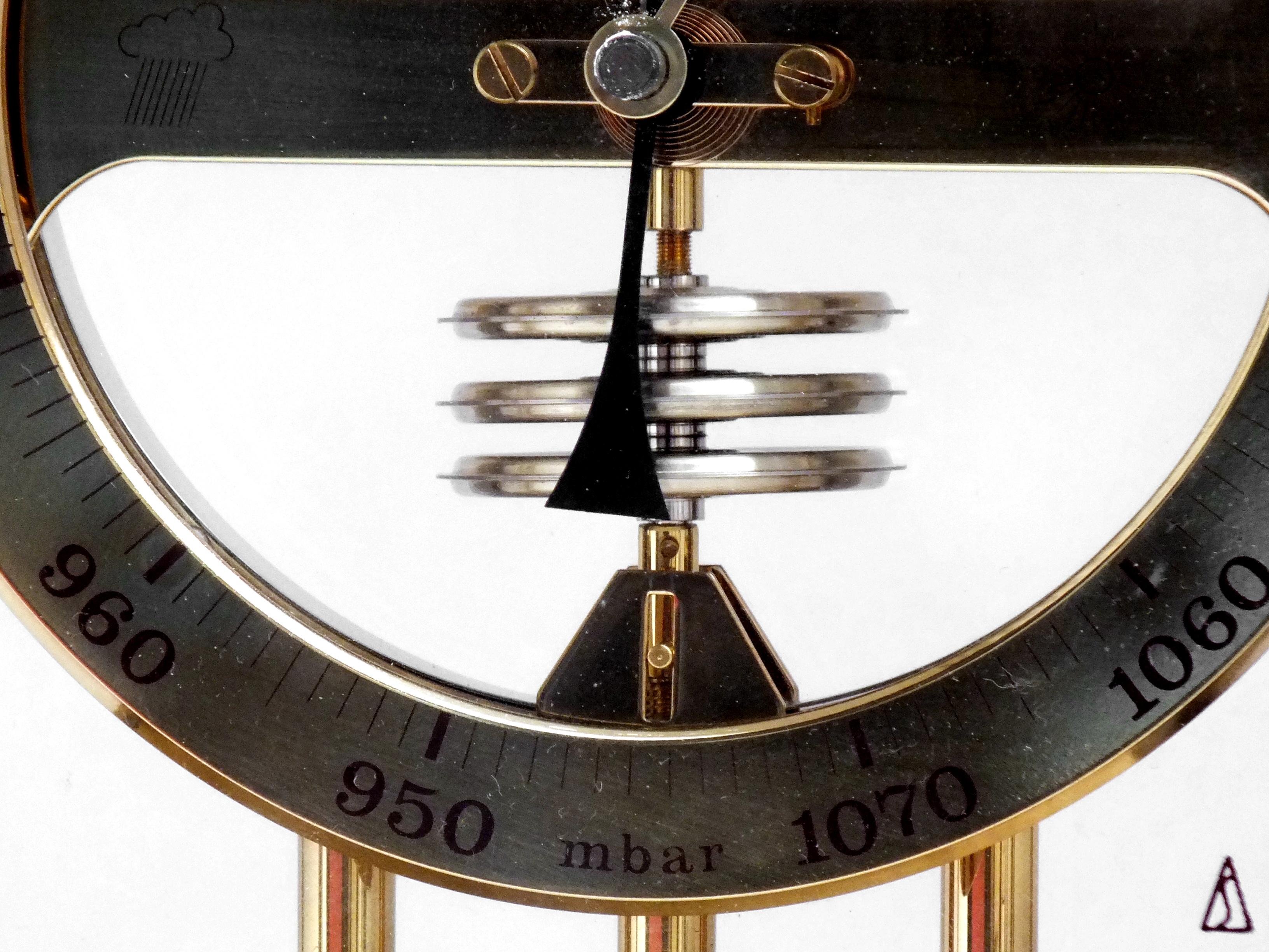 Grande Allemagne de l'Ouest, conception d'un squelette méteobar des années 60, baromètre rare et raffiné en vente 3