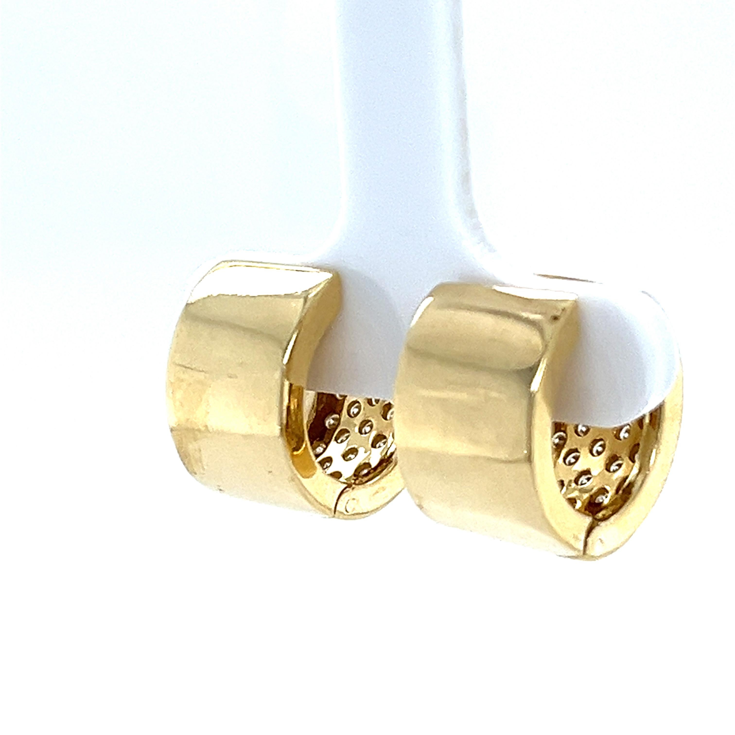 Round Cut Huggies 18Kt Yellow Gold with Diamonds For Sale