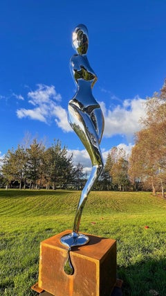 Bathing Woman Reflecting - Highly polished marine grade Stainless steel