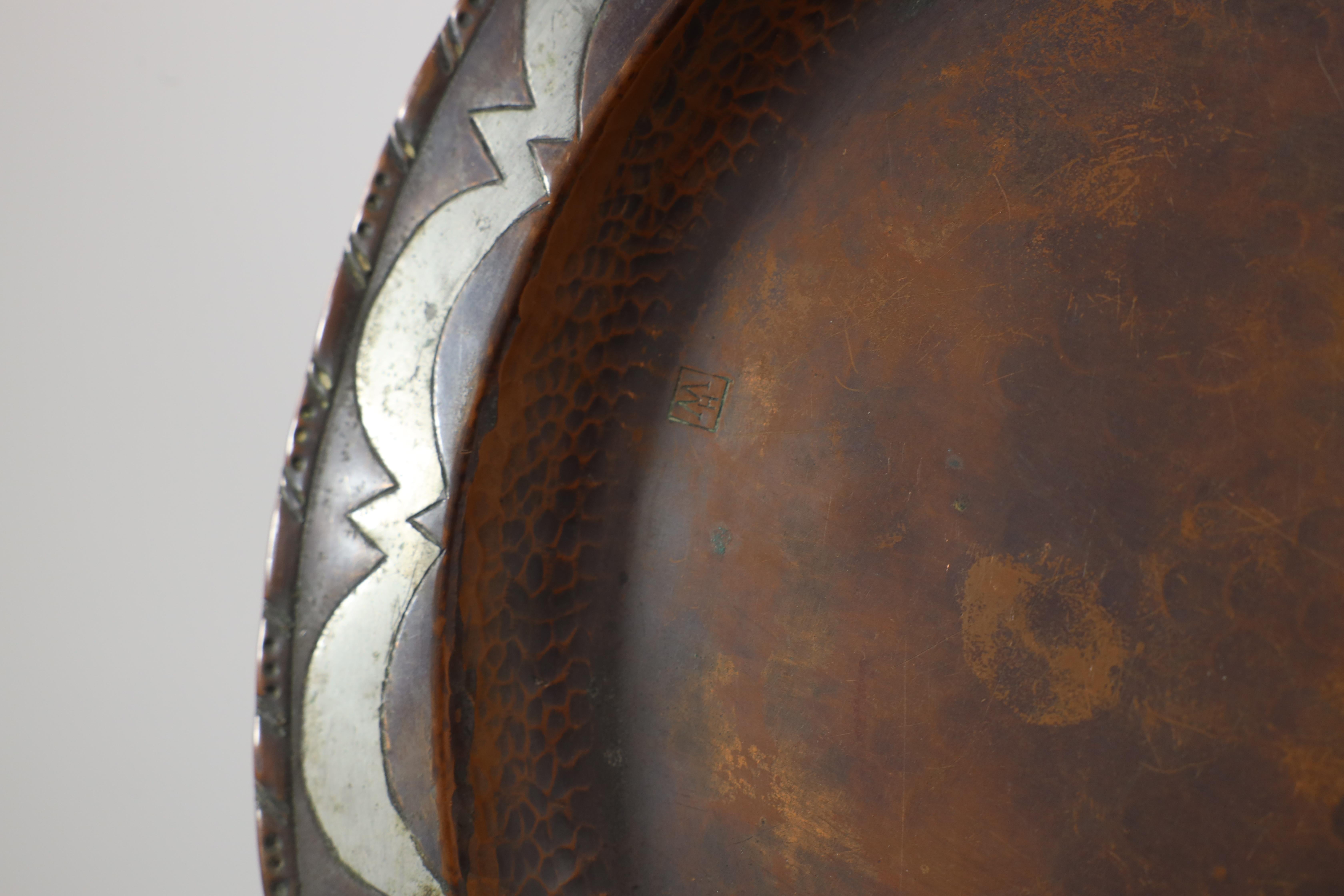 Hugh Wallis. An Arts & Crafts hand formed round copper plate For Sale 2