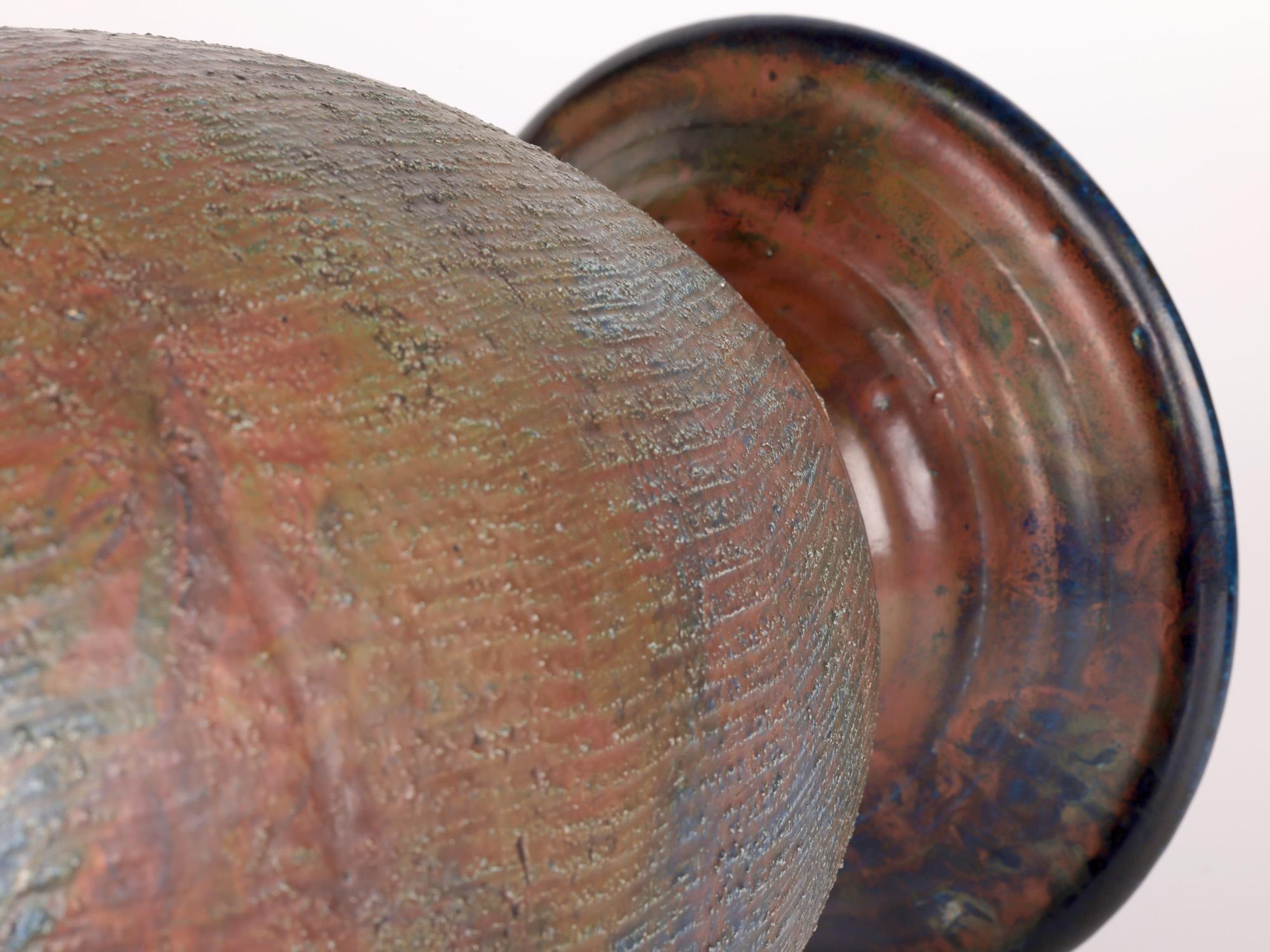 Hughes West - Vase Anniversaire Raku Glazed Studio Pottery  en vente 7