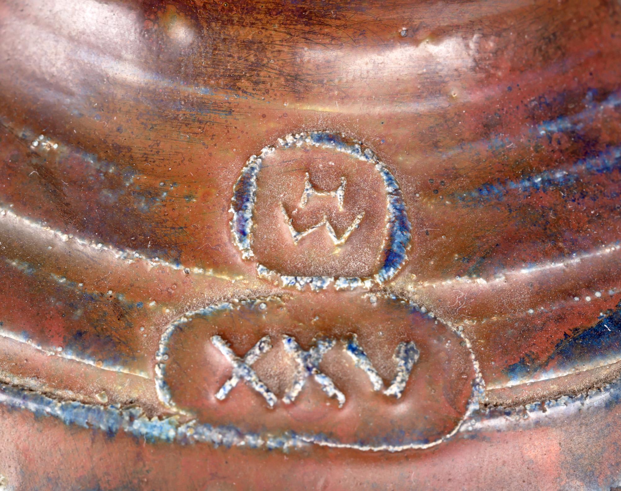 Hughes West - Vase Anniversaire Raku Glazed Studio Pottery  en vente 12
