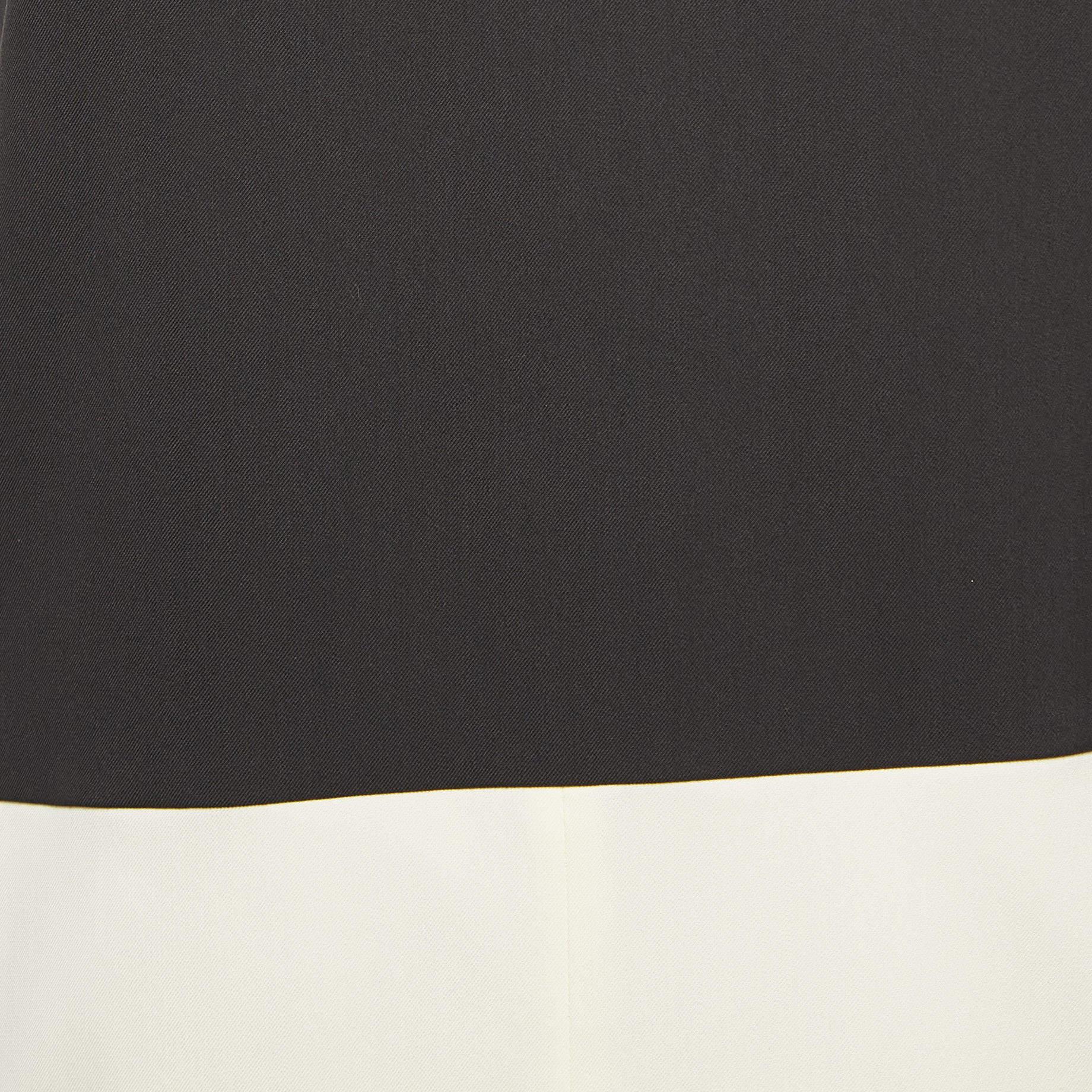 Hugo Boss Black Gabardine Pocket Detail Sheath Dress M In New Condition In Dubai, Al Qouz 2