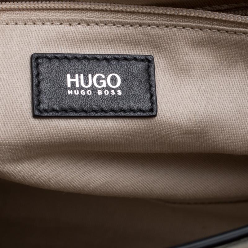Hugo Boss Black Leather Top Handle Briefcase In Good Condition In Dubai, Al Qouz 2