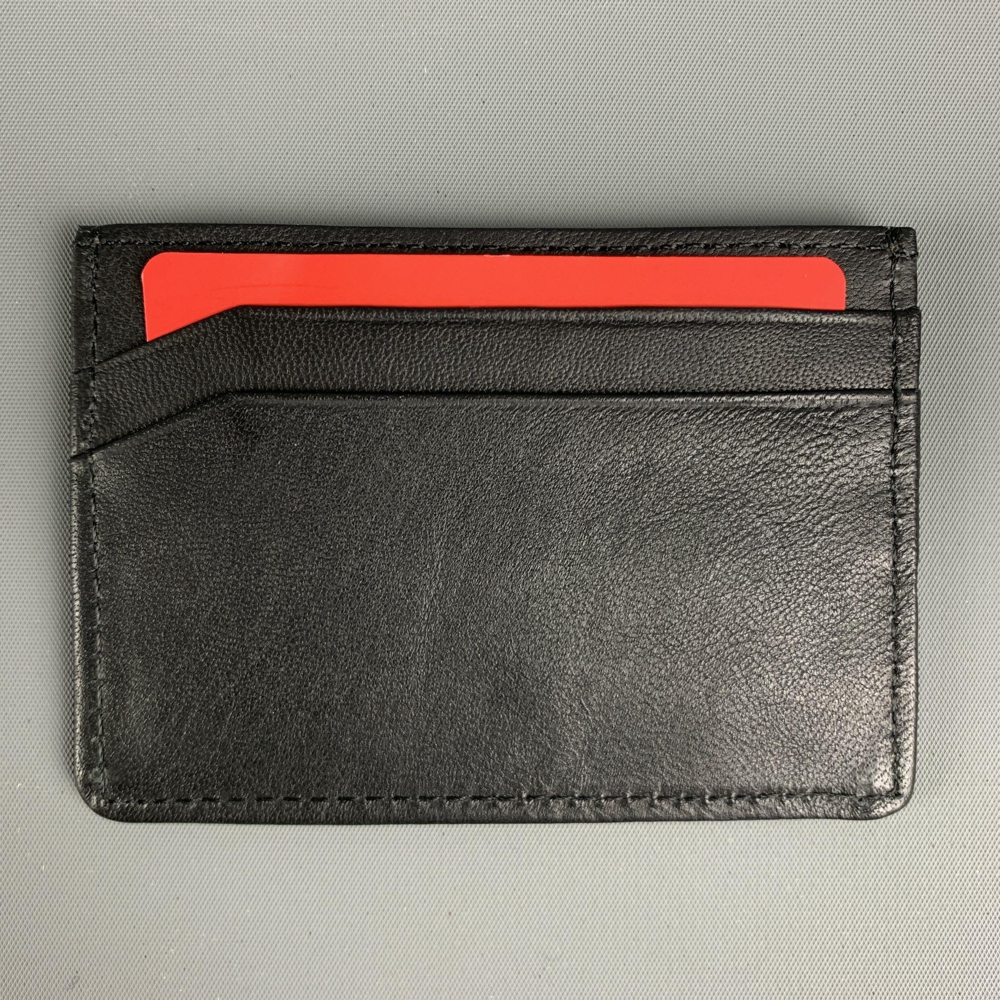 HUGO BOSS Black Leather Wallet In Excellent Condition For Sale In San Francisco, CA