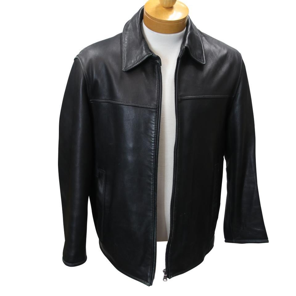 Hugo Boss Black Oversized Calfskin Concealed Zip Men's Collared Jacket

The men's leather jacket has become a wardrobe staple in contemporary fashion and this Hugo Boss Leather Jacket is one that truly lives up to its name. Featuring the classic