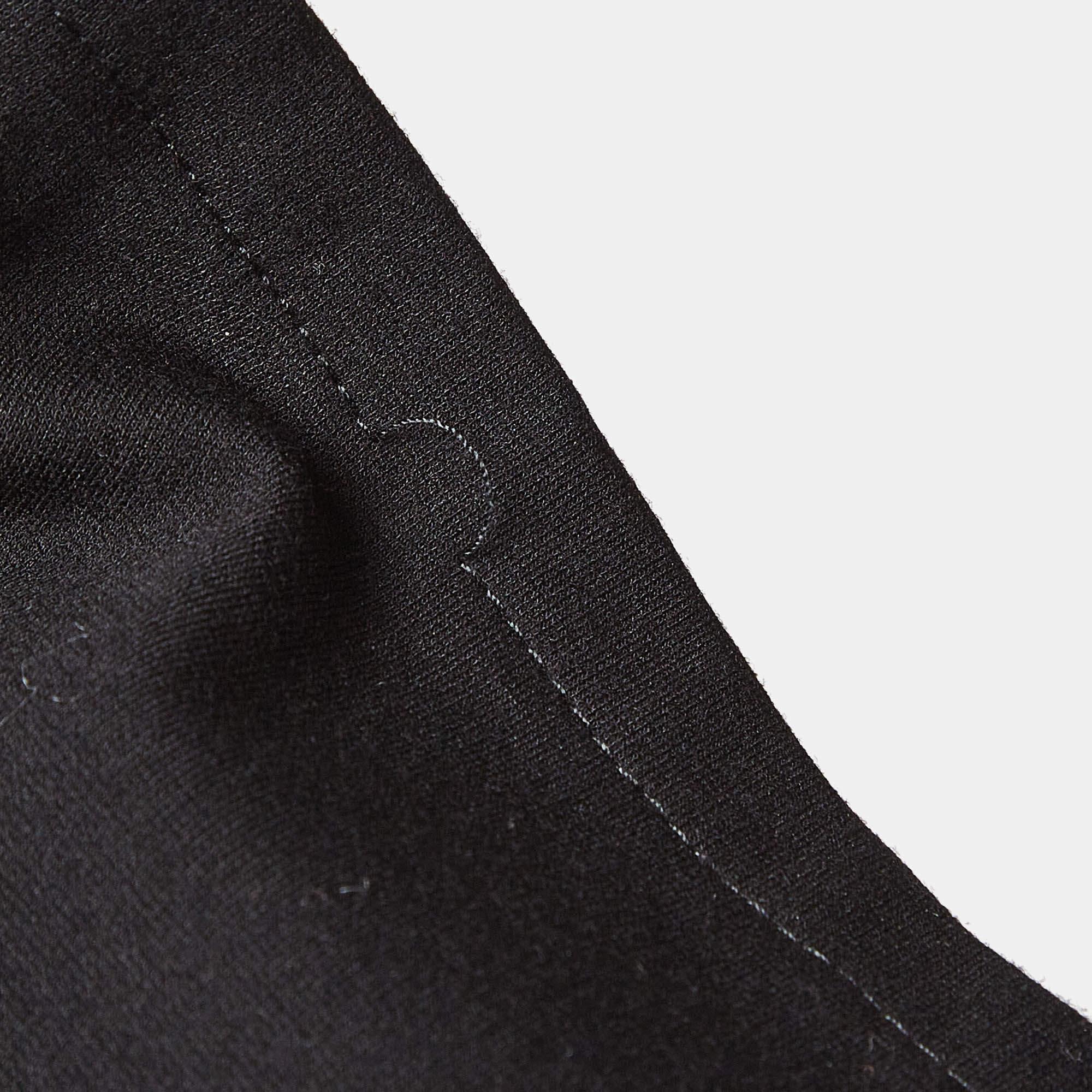 Hugo Boss Black Stretch Crepe Formal Trousers L In Good Condition For Sale In Dubai, Al Qouz 2