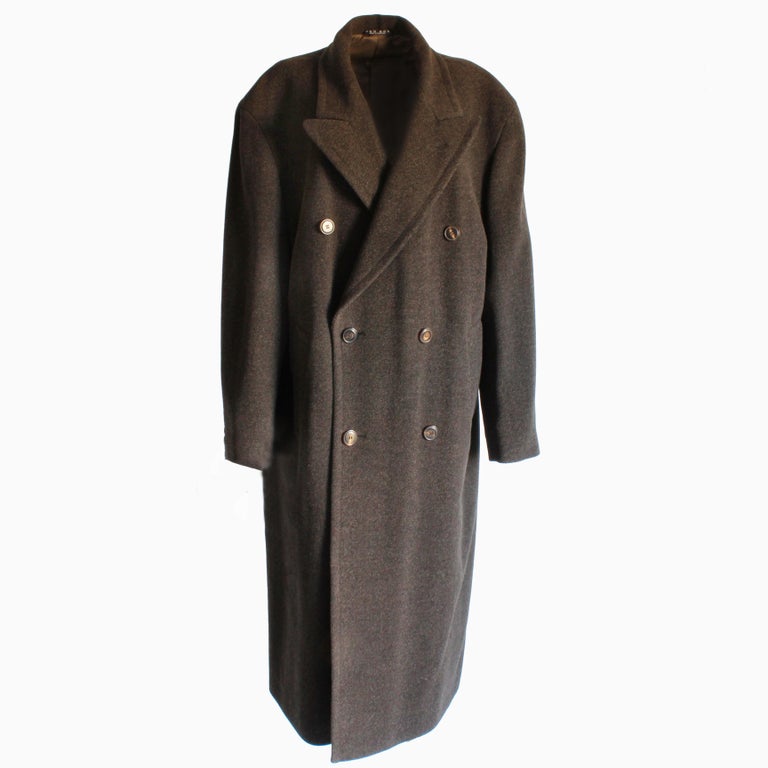 Hugo Boss Brauner Mantel aus Fischgrätenmuster aus Wollmischung Vintage  90er Herren 44R im Angebot bei 1stDibs