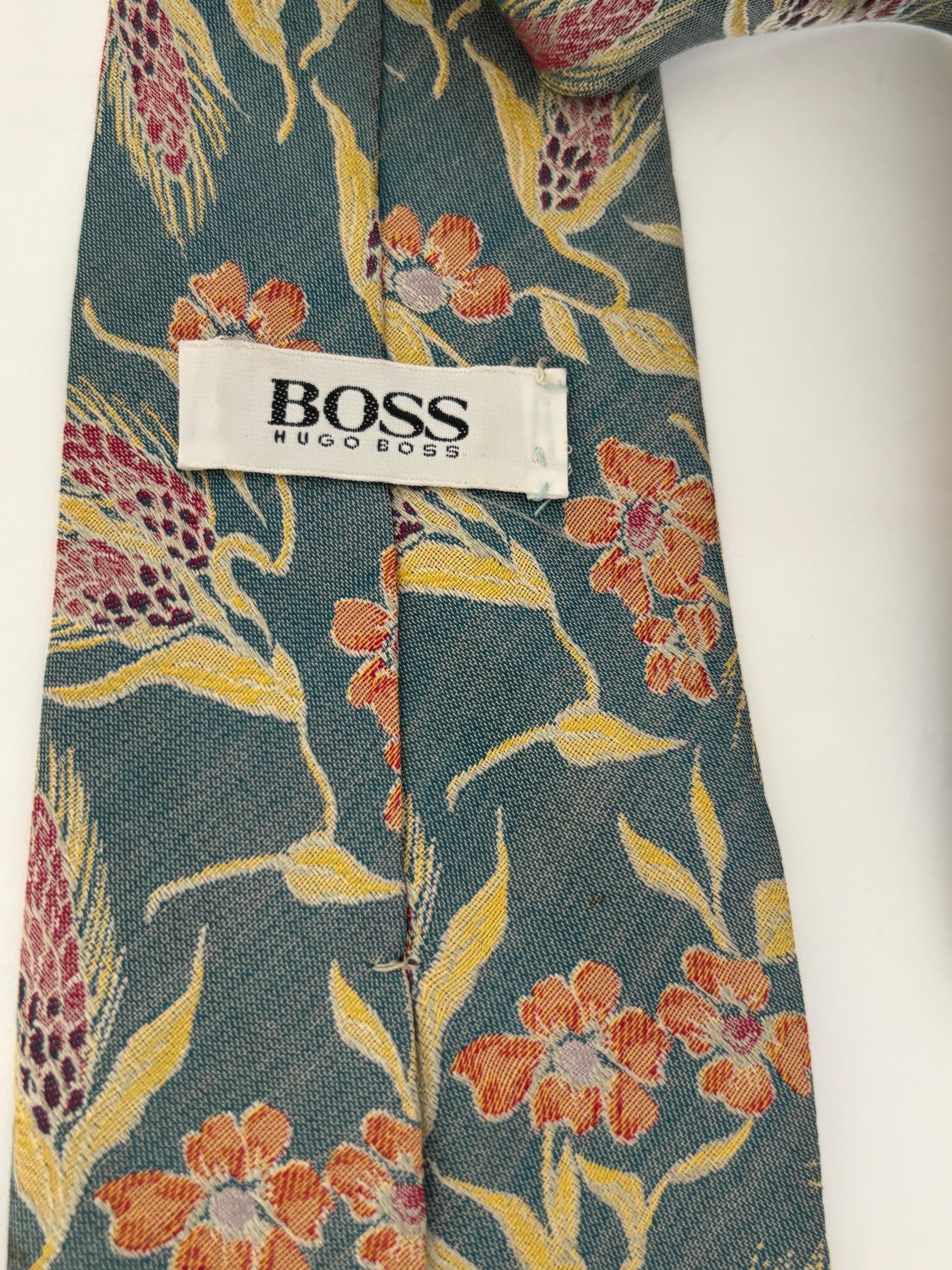 Hugo Boss Grün Floral Herren Seidenkrawatte Italien im Angebot 2