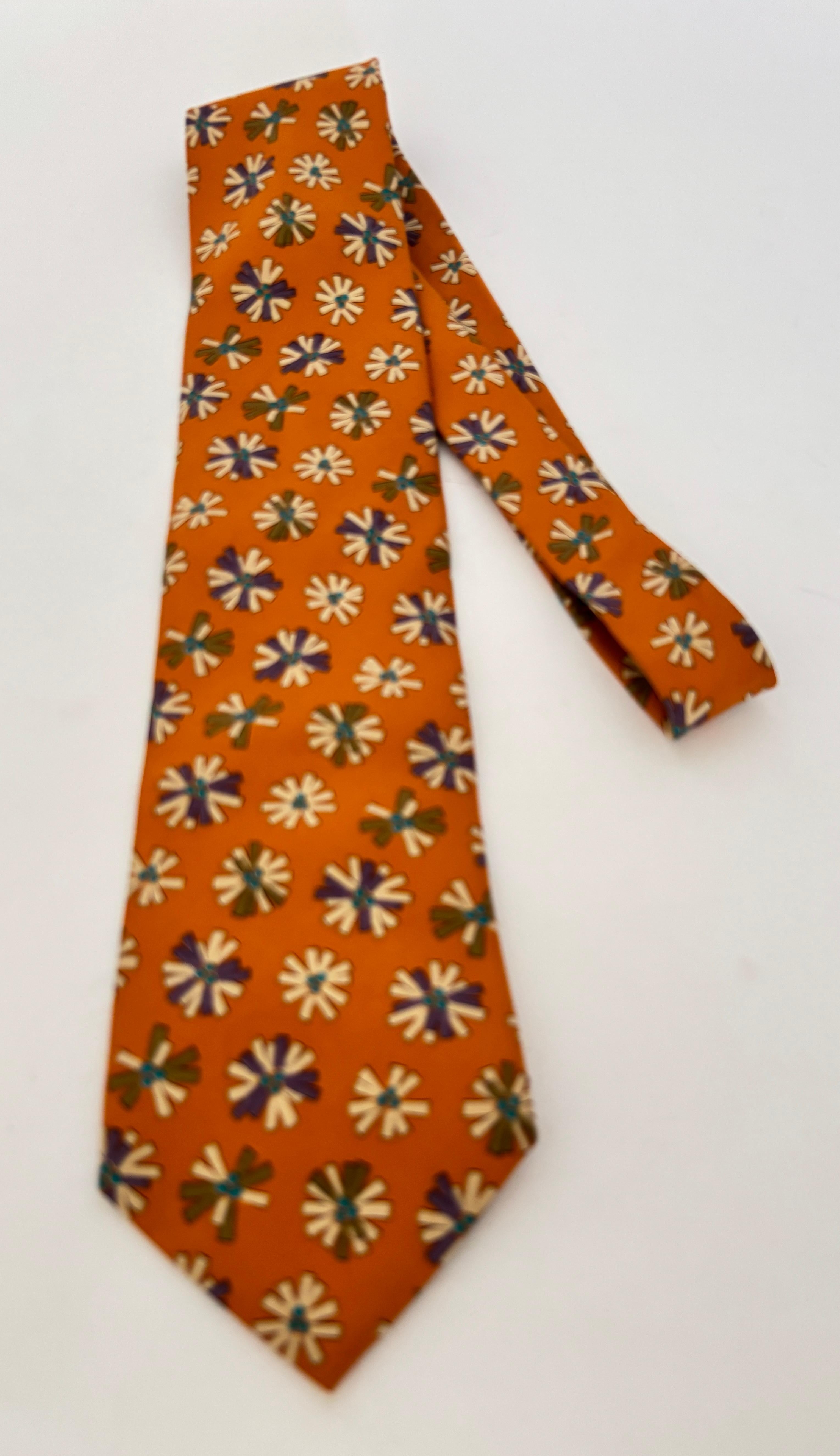Hugo Boss Orange Herren Seidenkrawatte Italien im Zustand „Gut“ im Angebot in North Hollywood, CA