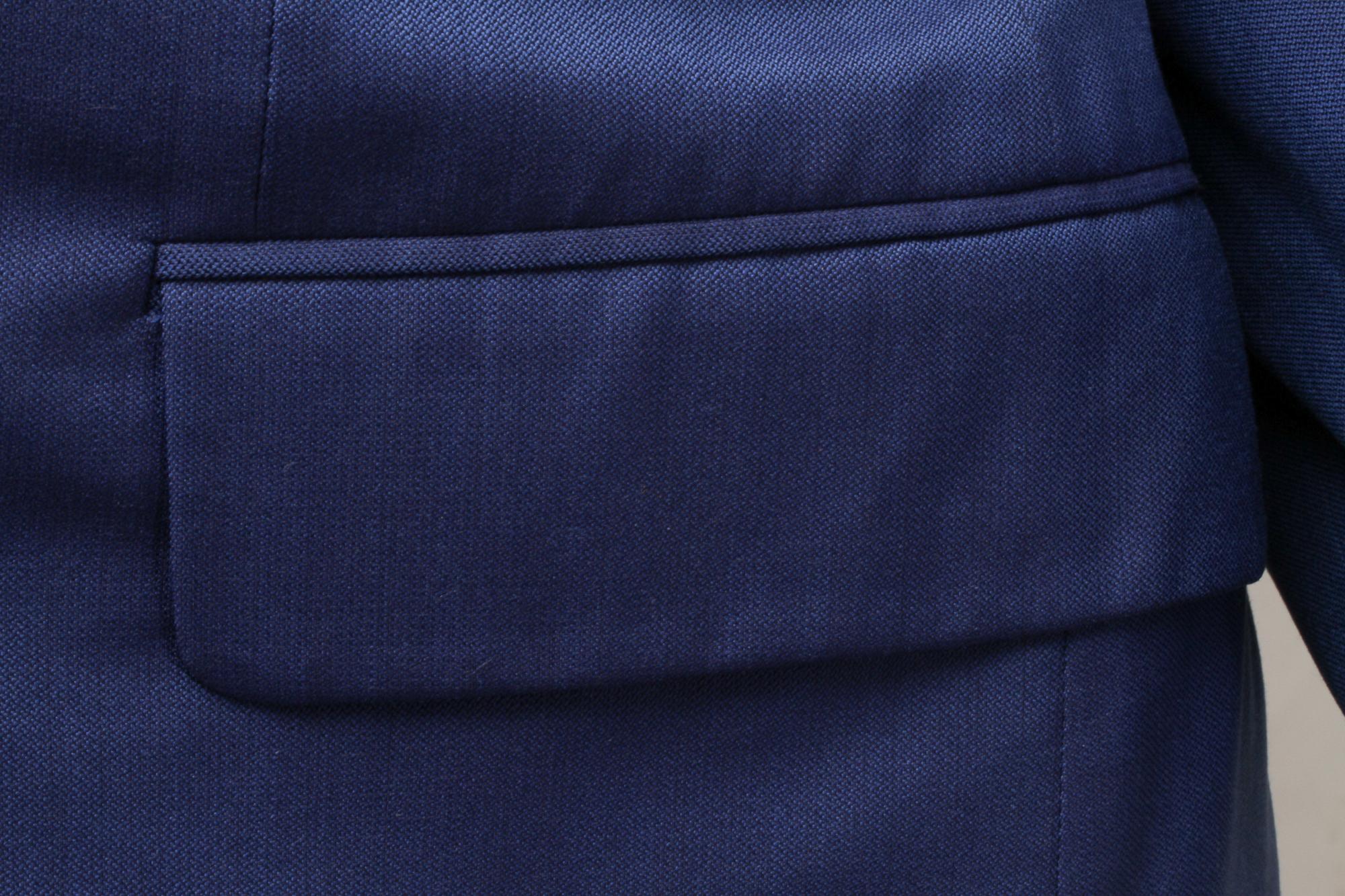 HUGO BOSS, Mezcla de lana y seda, Azul cobalto, Blazer de dos botones, Años 90 en venta 1