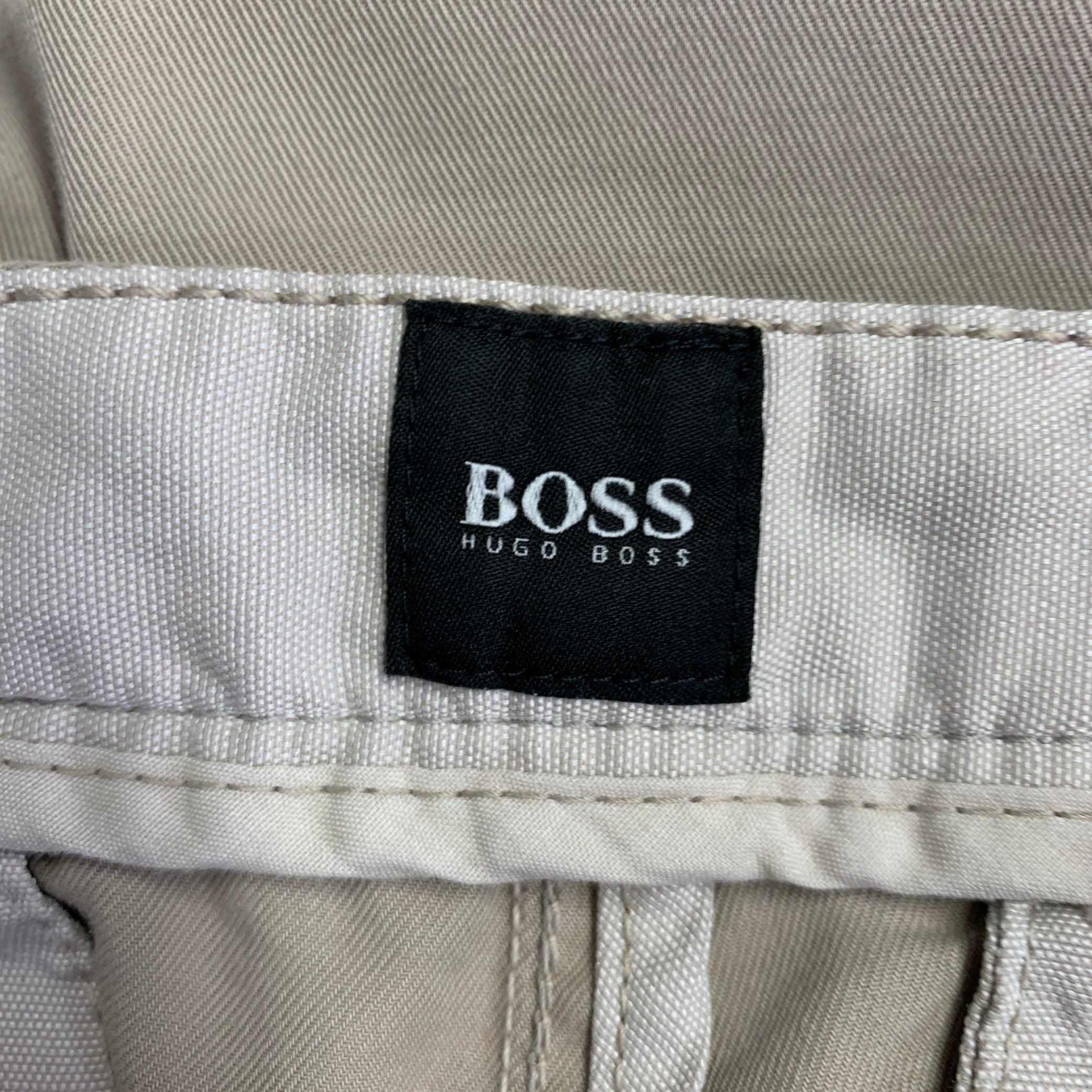 HUGO BOSS Size 30 Beige Cotton Blend Chino Casual Pants In Good Condition For Sale In San Francisco, CA