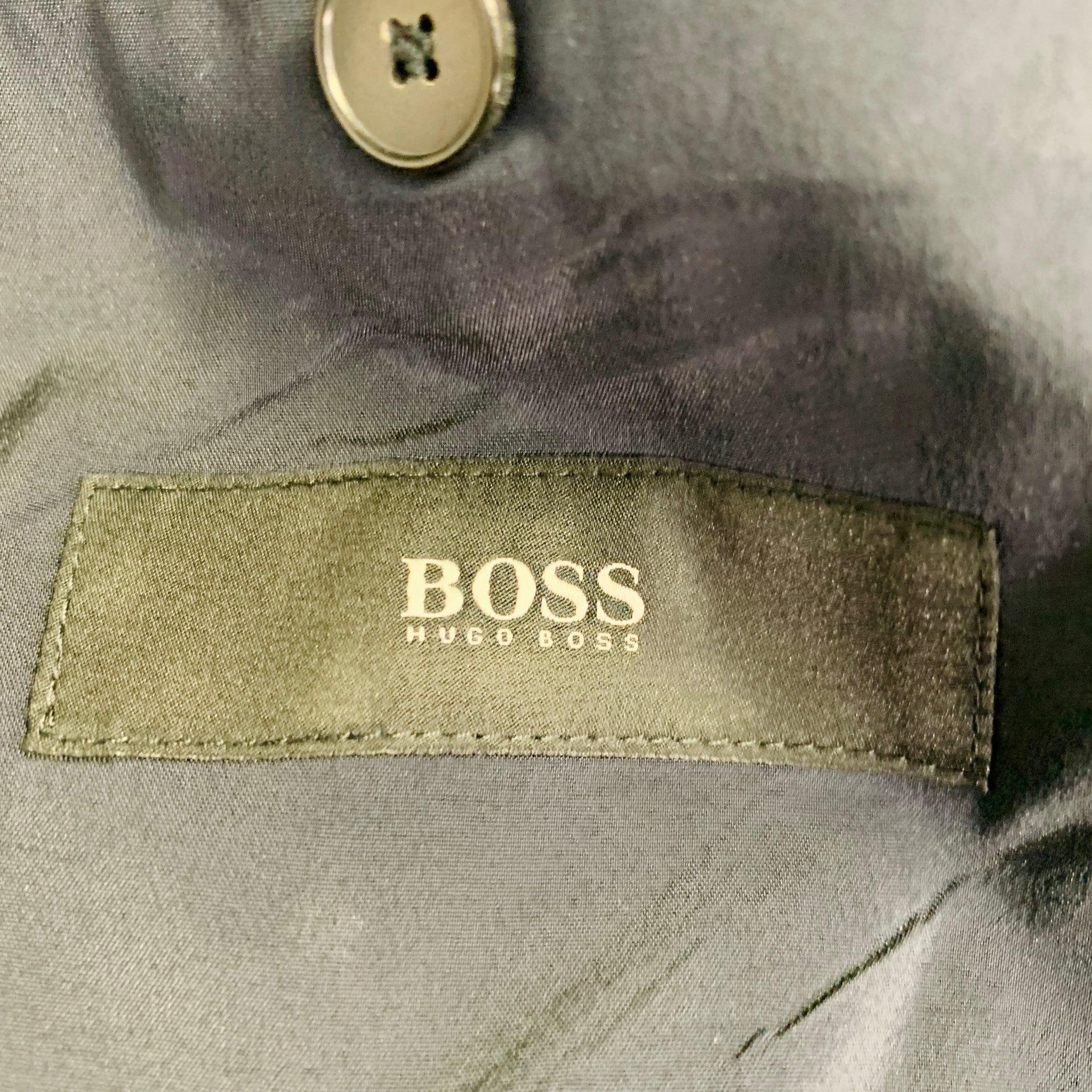 HUGO BOSS Größe 40 Burgund Schurwolle Mohair Einreihiger Anzug mit Kerbrevers im Angebot 2