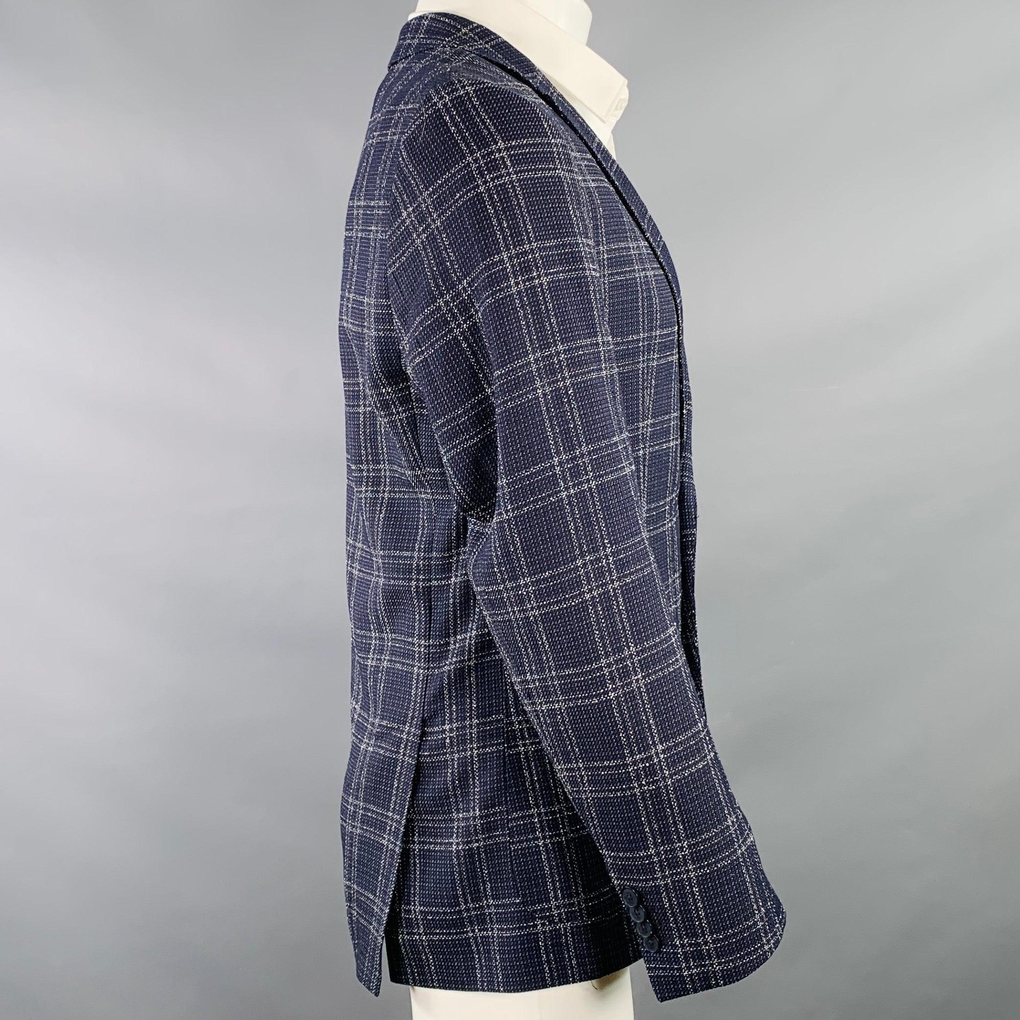 Black HUGO BOSS Size 40 Navy White Plaid Virgin Wool Blend Sport Coat For Sale
