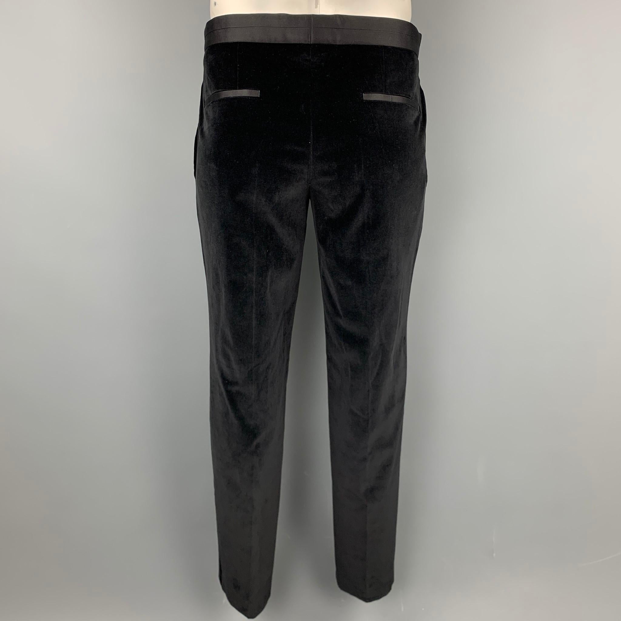 HUGO BOSS Size 40 Regular Black Cotton Velvet Shawl Collar Tuxedo Suit In New Condition In San Francisco, CA