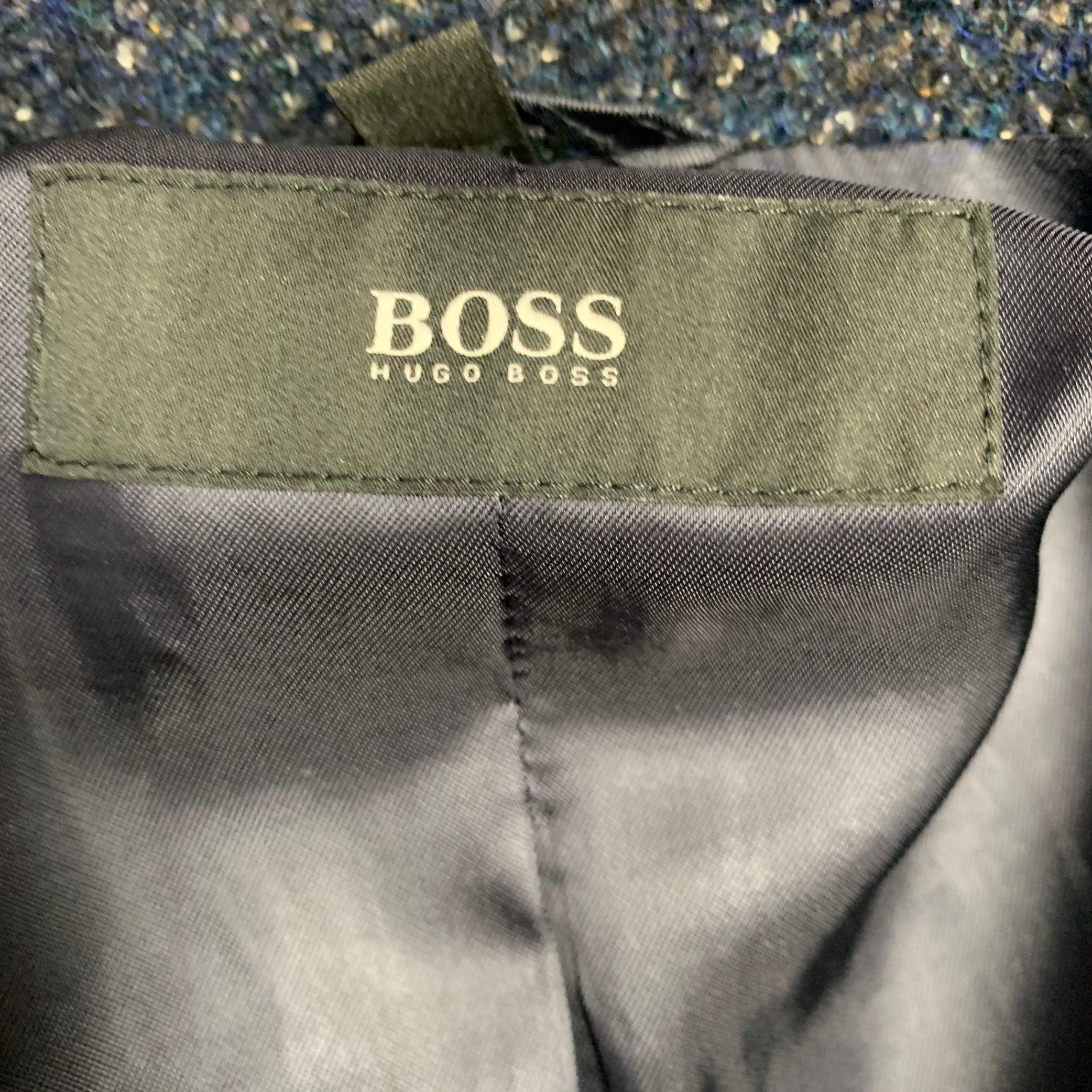 HUGO BOSS Size 42 Navy Taupe Nailhead Virgin Wool Blend Coat For Sale 1