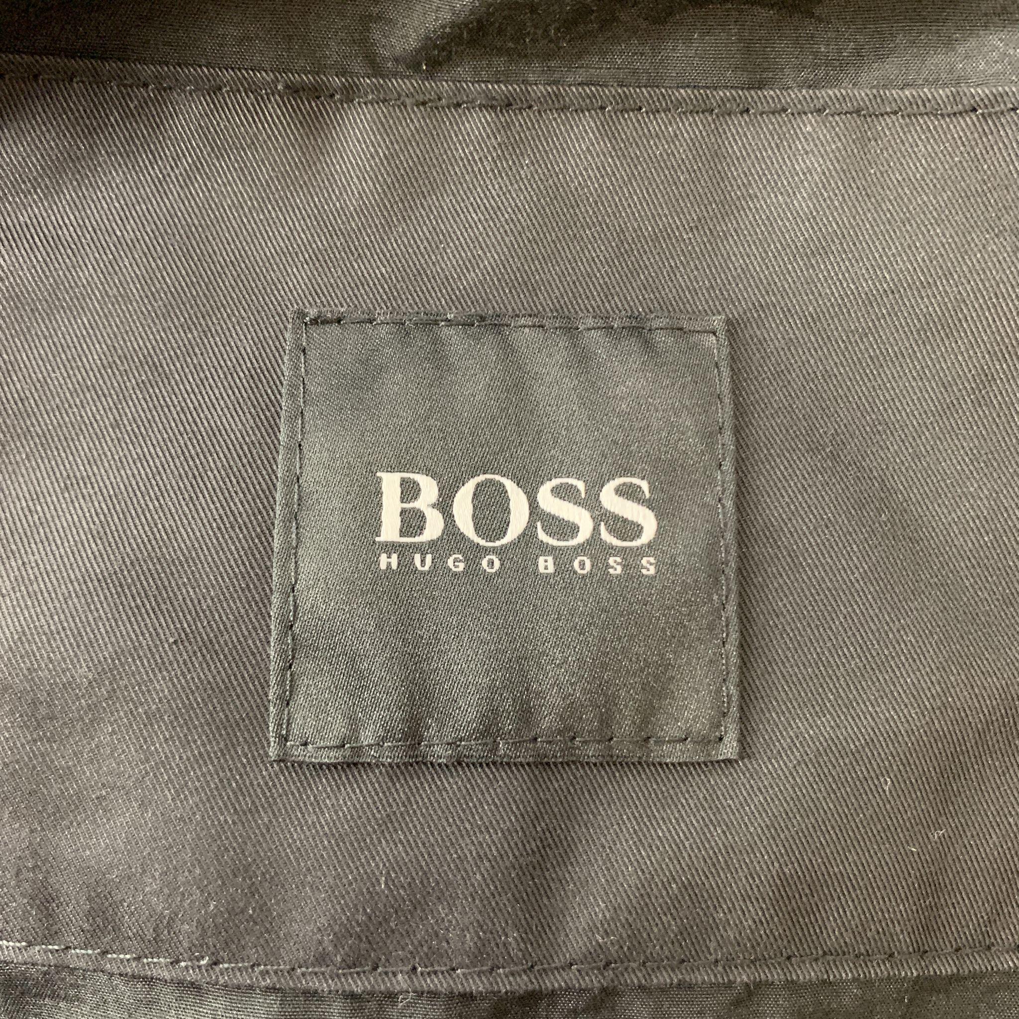 HUGO BOSS Size 44 Black Solid Cotton Blend Belted Jacket In Good Condition In San Francisco, CA