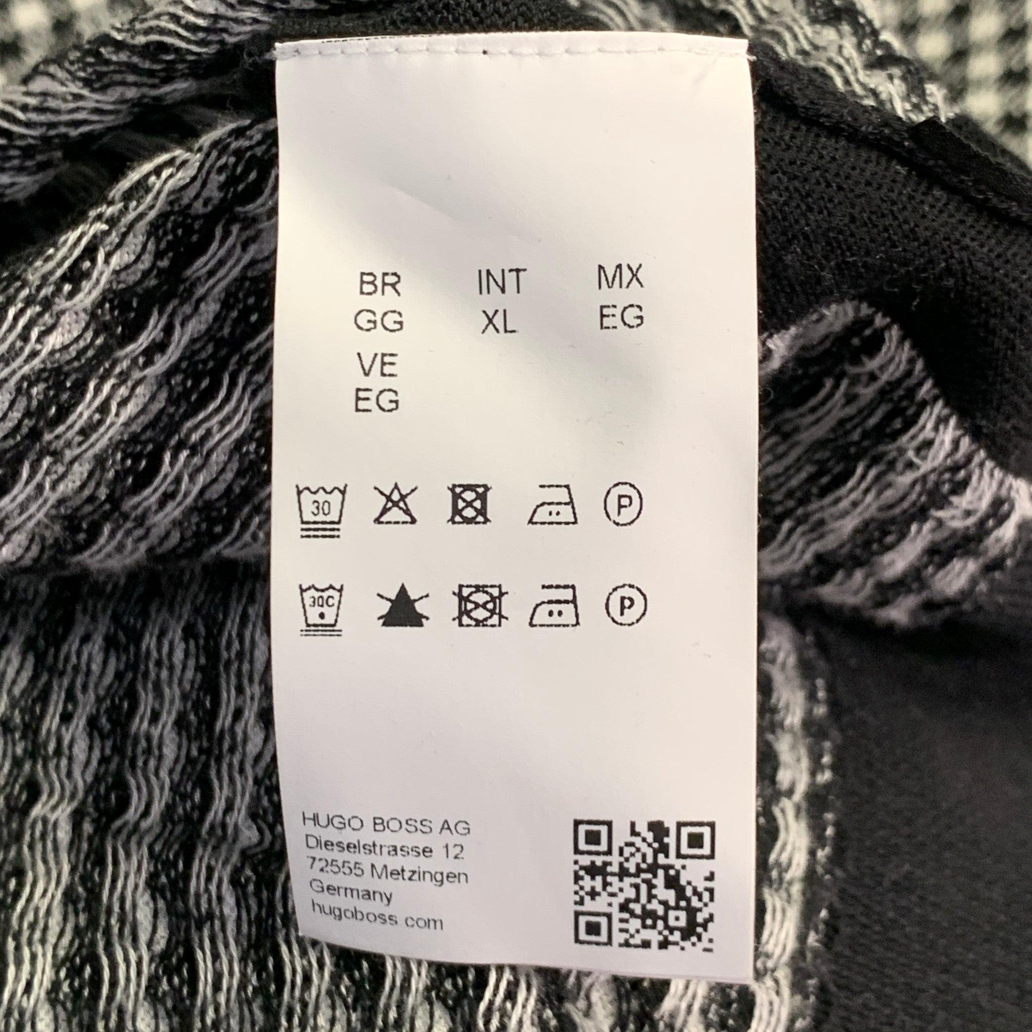HUGO BOSS Size XL Black White Houndstooth Cotton Crew Neck Pullover For Sale 4
