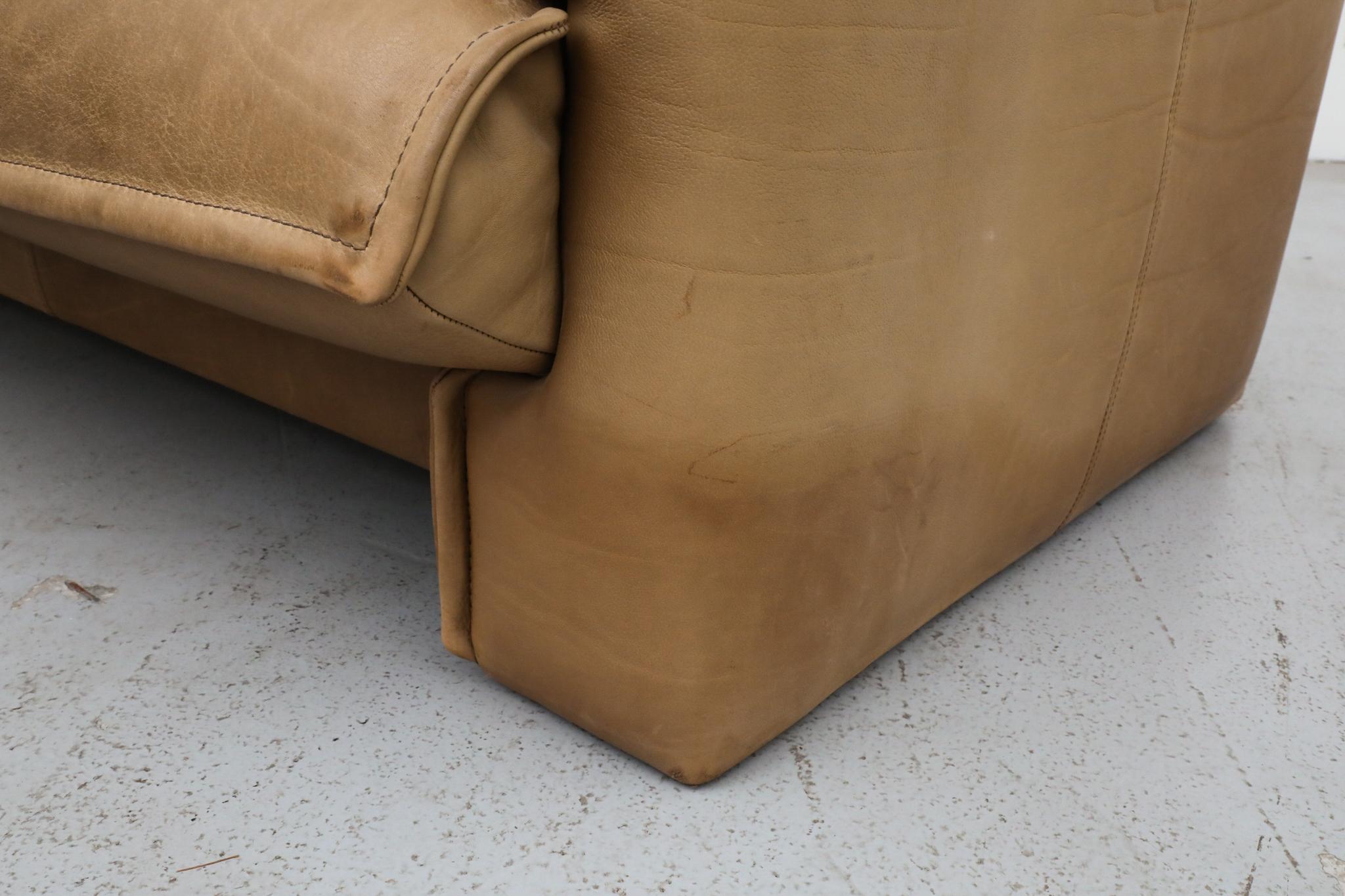 Hugo de Ruiter Leolux Mid-Century Büffelleder Dreisitzer-Sofa, 1970er Jahre im Angebot 9