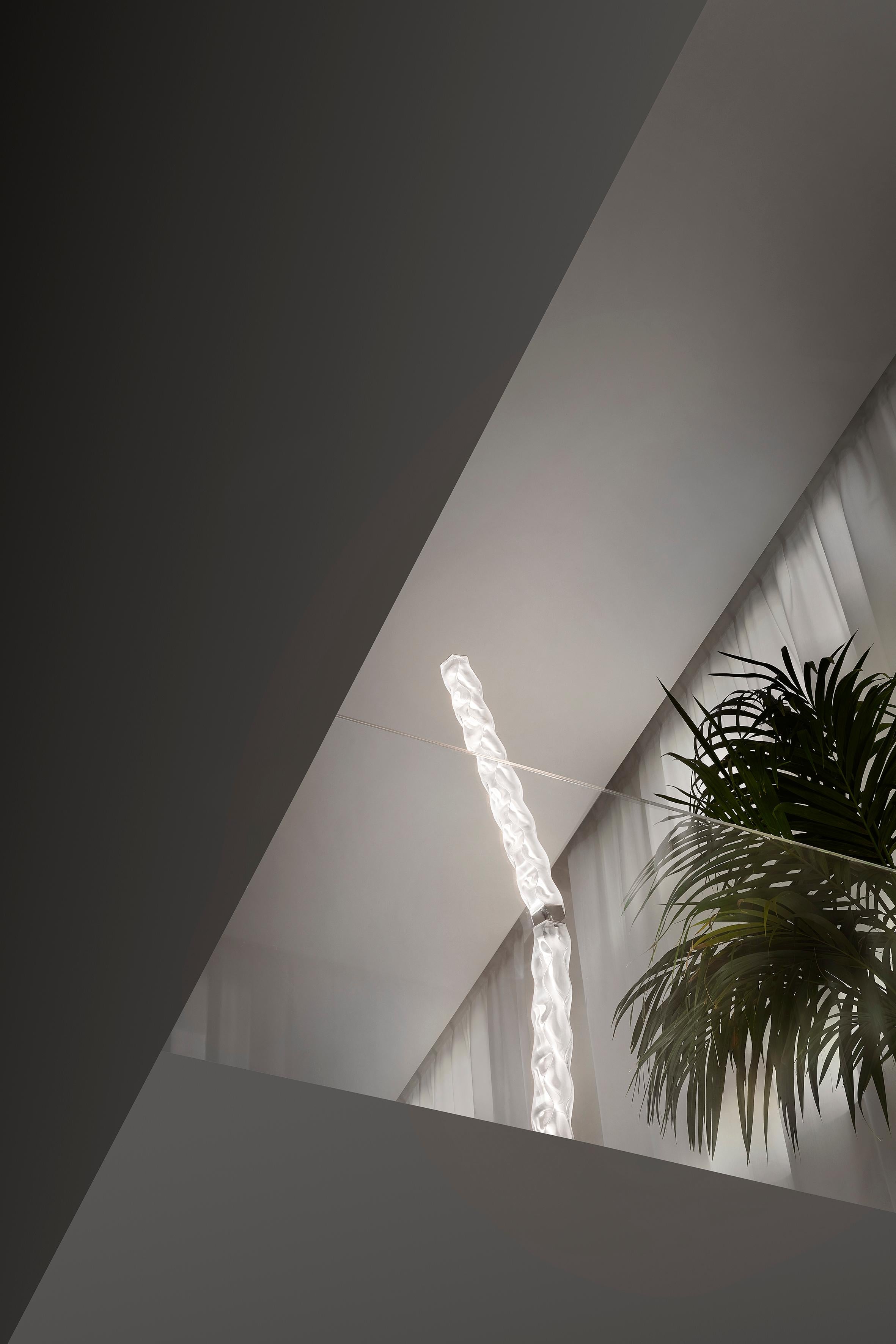 Hand-Crafted Hugo Floor by Slamp For Sale