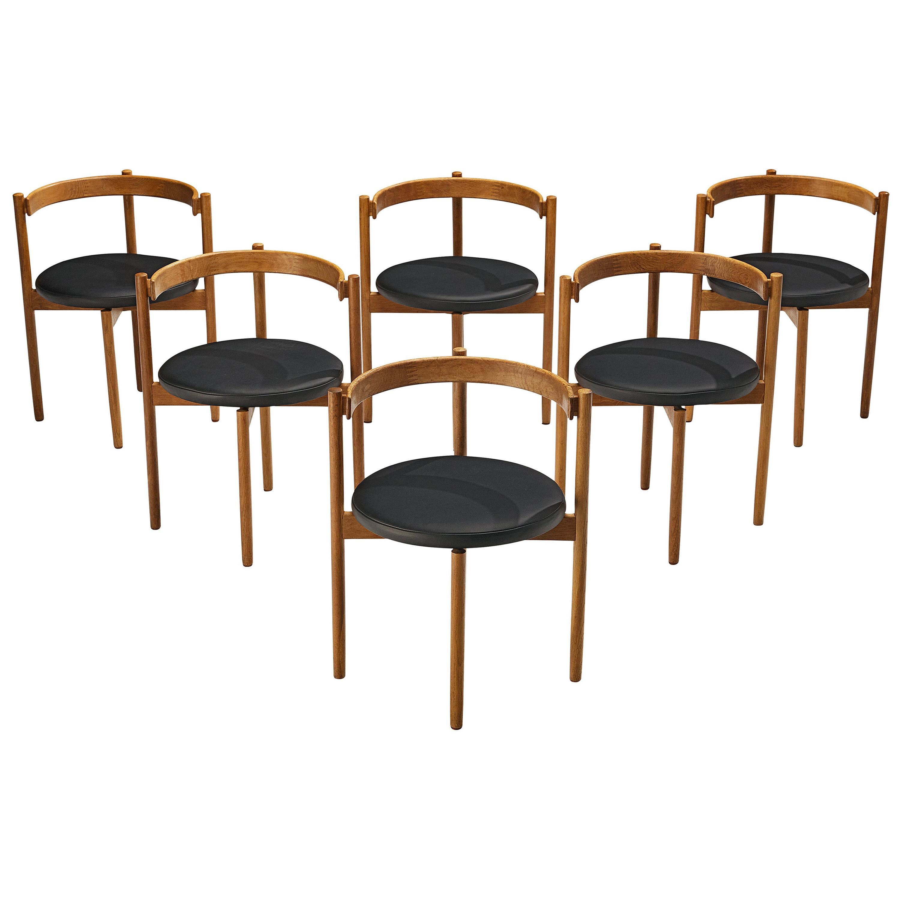 Hugo Frandsen for Børge Søndergaard Set of Six Dining Chairs in Oak and Leather