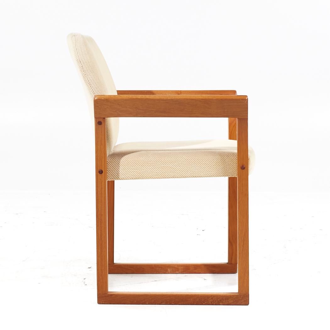 Hugo Frandsen for Stolefabrik Mid Century Danish Teak Dining Chairs - Set of 4 For Sale 4