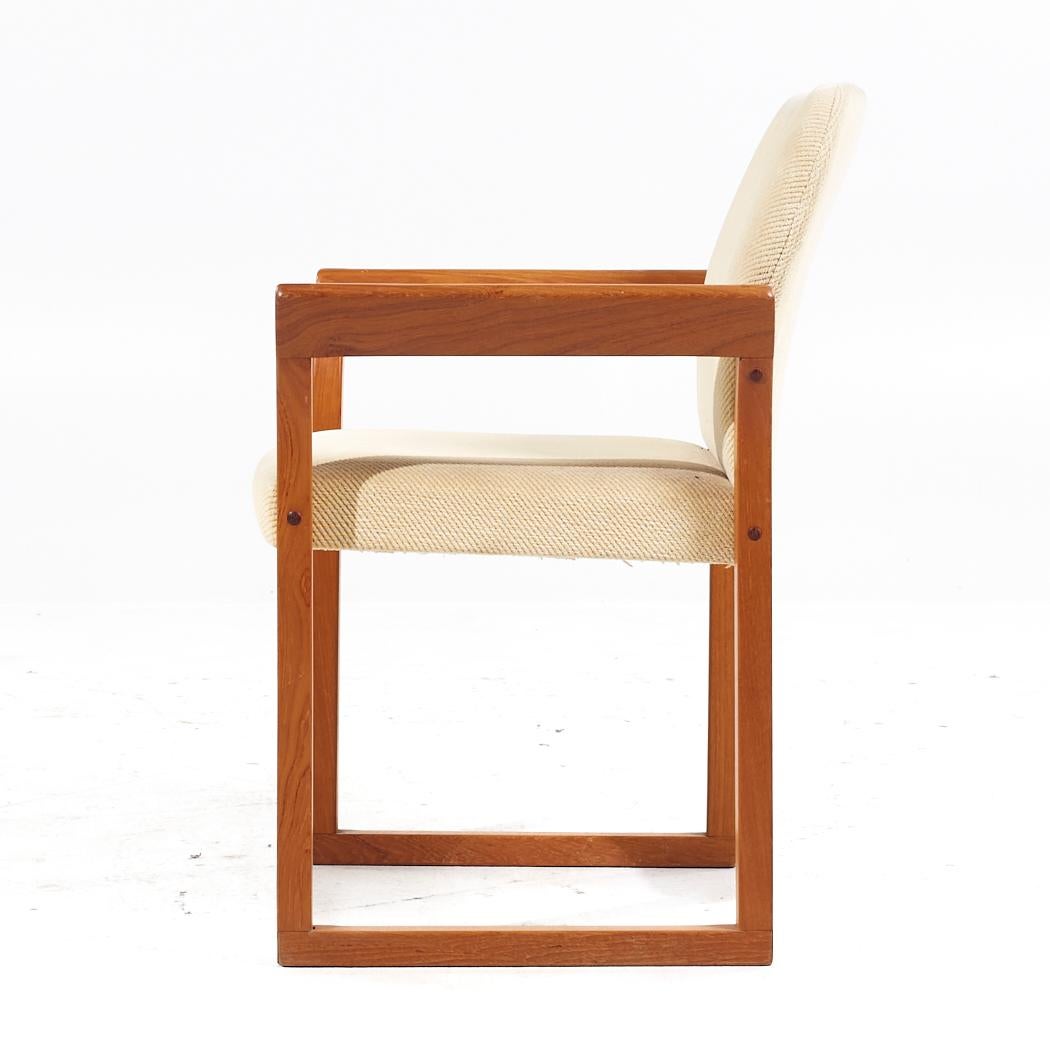 Hugo Frandsen for Stolefabrik Mid Century Danish Teak Dining Chairs - Set of 4 For Sale 5