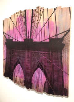 Brooklyn Bridge IV, Sonnenuntergang Magenta, Mischtechnik-Fotografie auf Holz