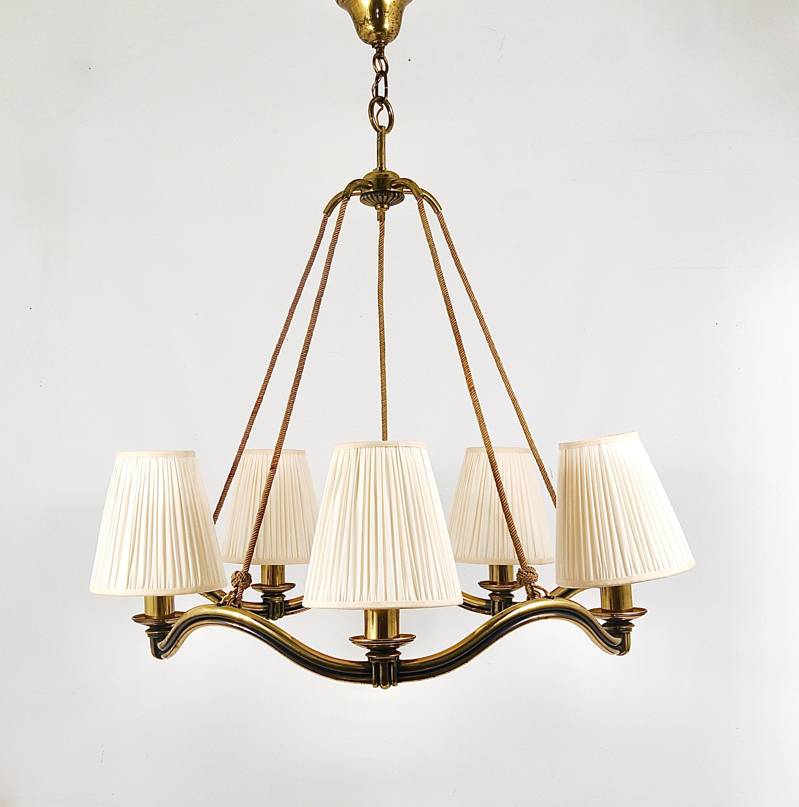Woven Hugo Gorge Viennese Modernism Curved Brass Wave Chandelier, Austria, 1940s For Sale