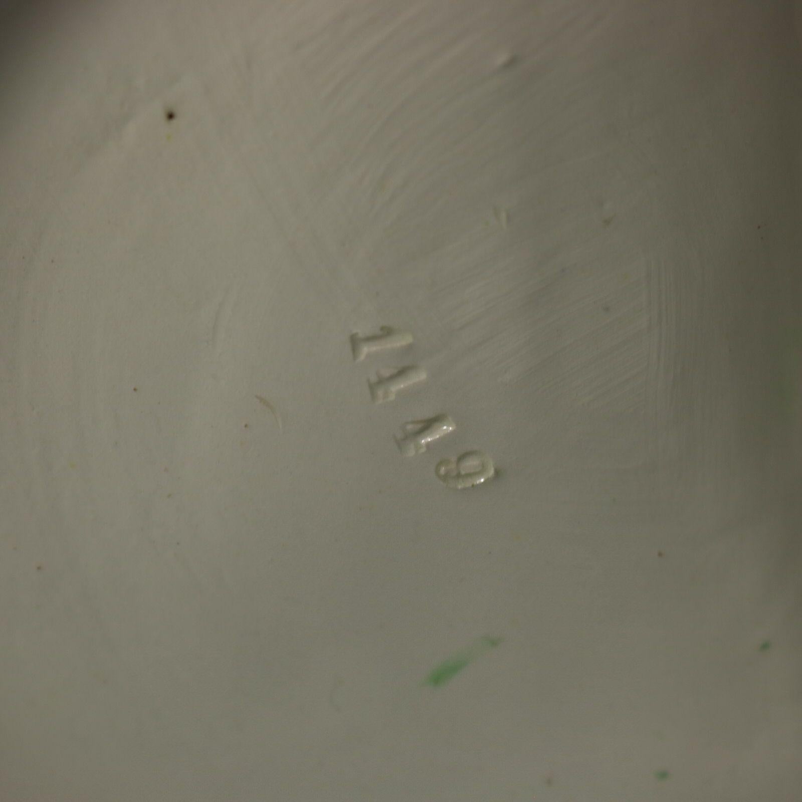 Vaso in maiolica Hugo Lonitz con pernice e pulcini in vendita 5