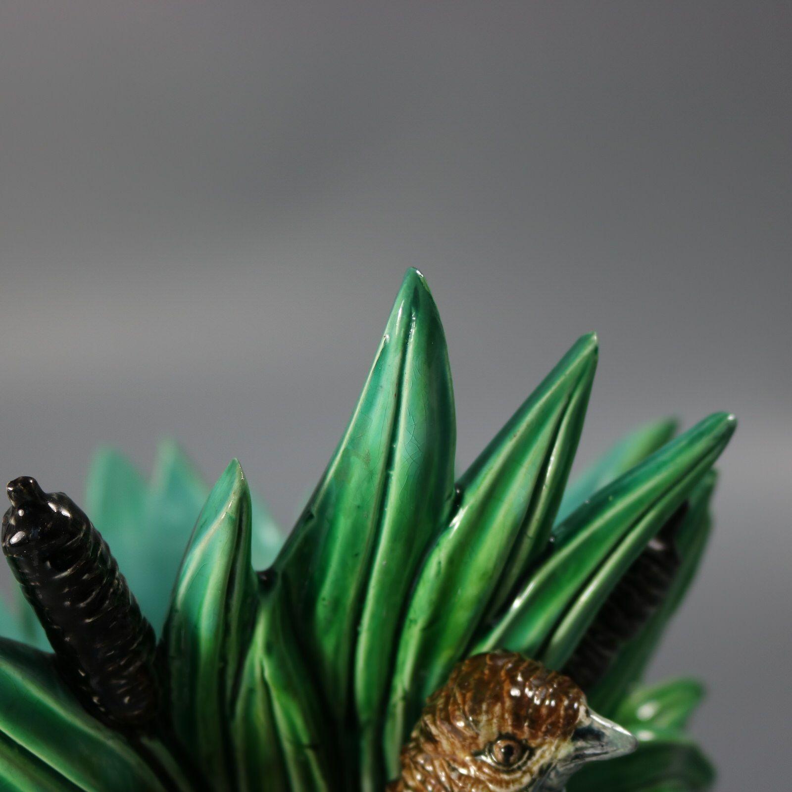 Vaso in maiolica Hugo Lonitz con pernice e pulcini in vendita 7