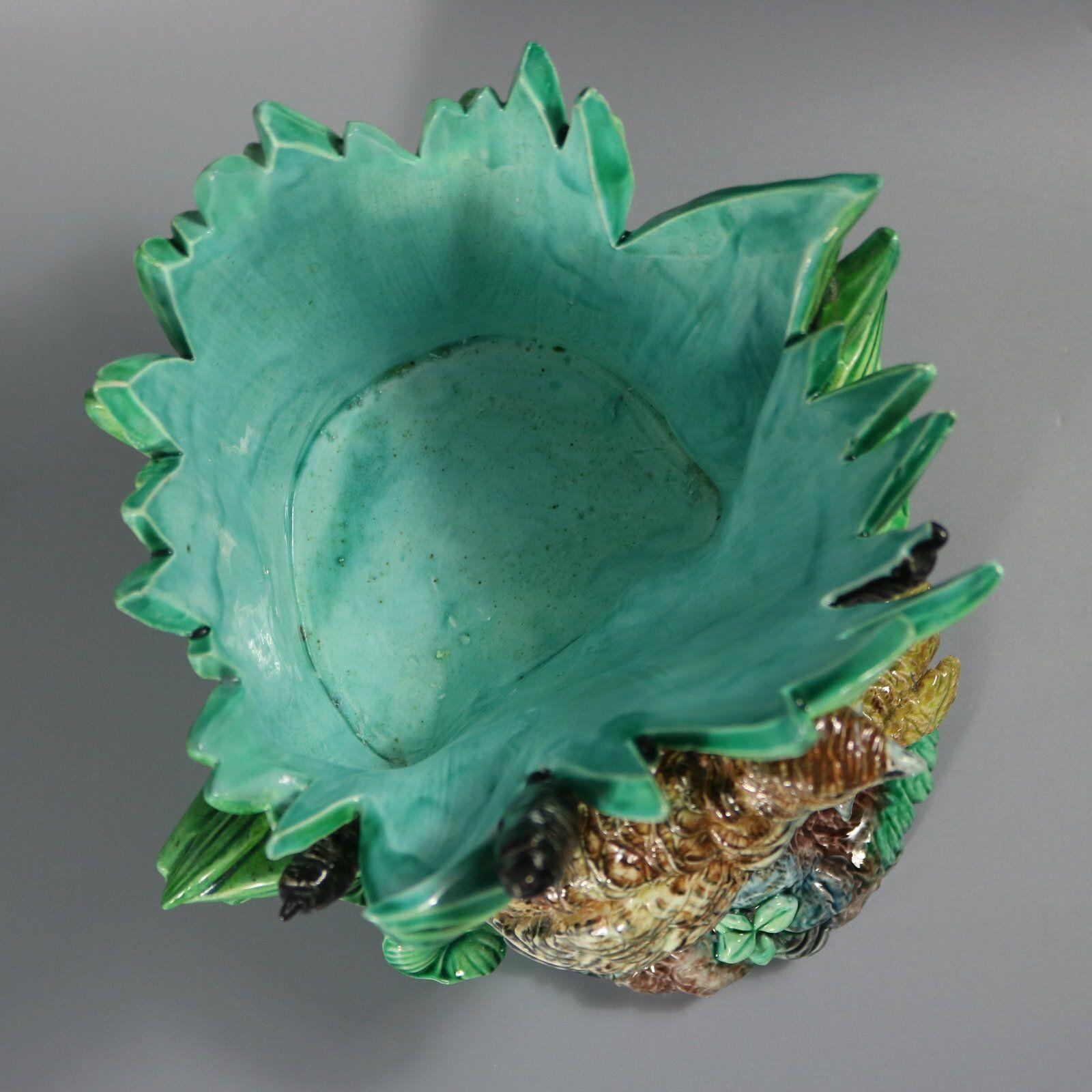 Vaso in maiolica Hugo Lonitz con pernice e pulcini in vendita 2