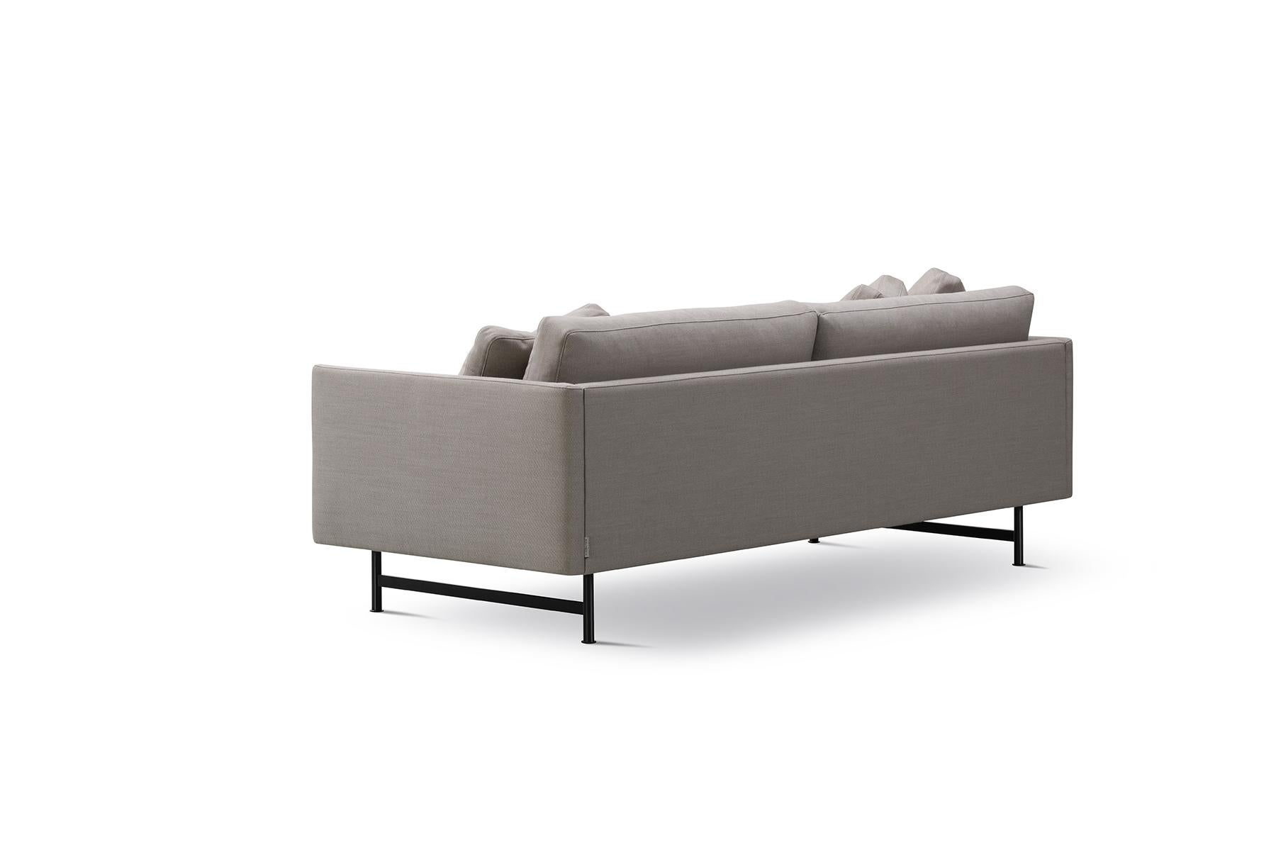 Mid-Century Modern Hugo Passos Calmo Sofa 80, 3-Seater, Chaise, Metal Base For Sale