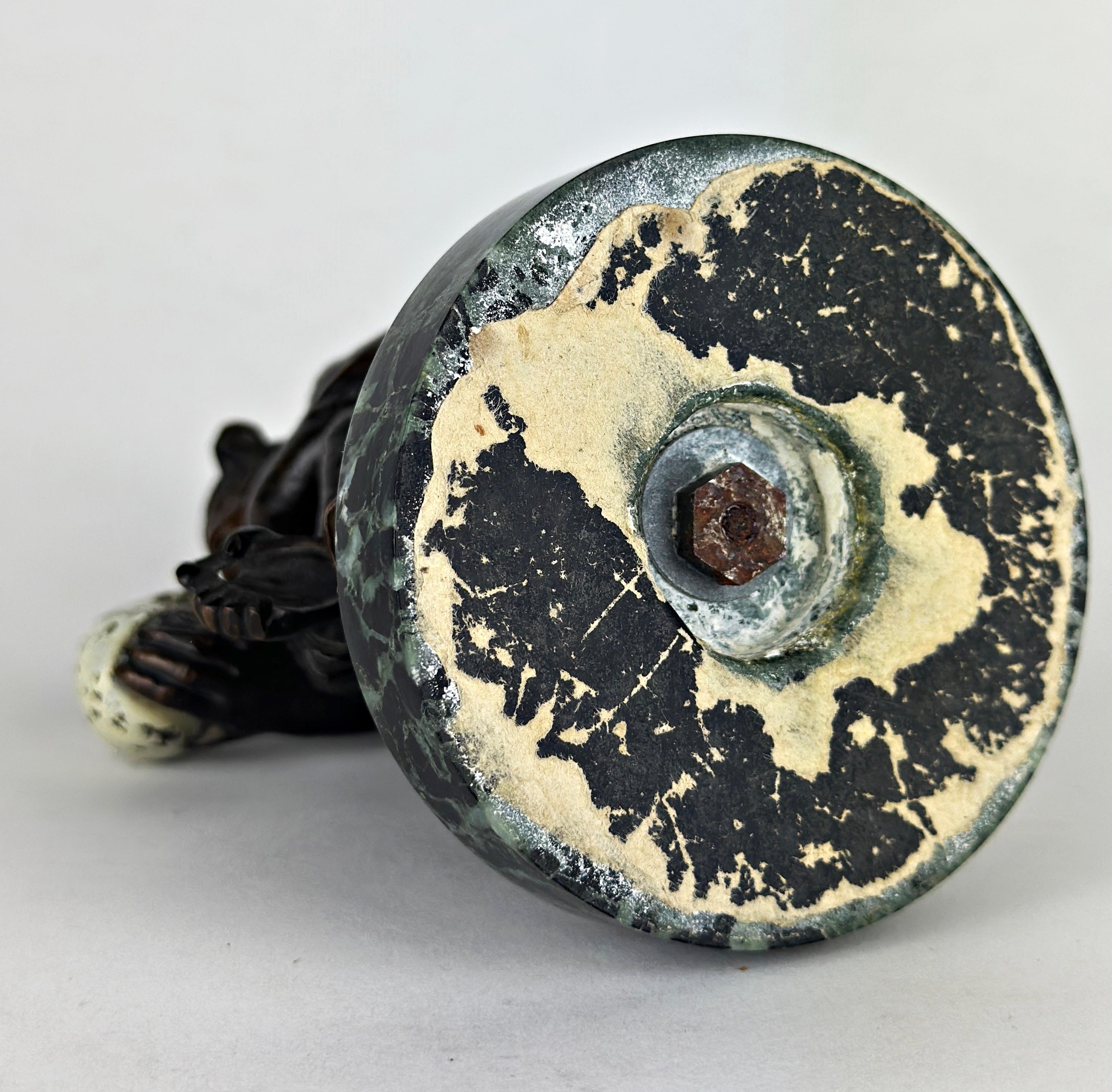 Hugo Wolfgang Reinhard
Oberlahnstein 1853 - 1900 Berlino
Scimmia con teschio, circa 1900
Bronzo, firmato
Fonderia: Gladenbeck 