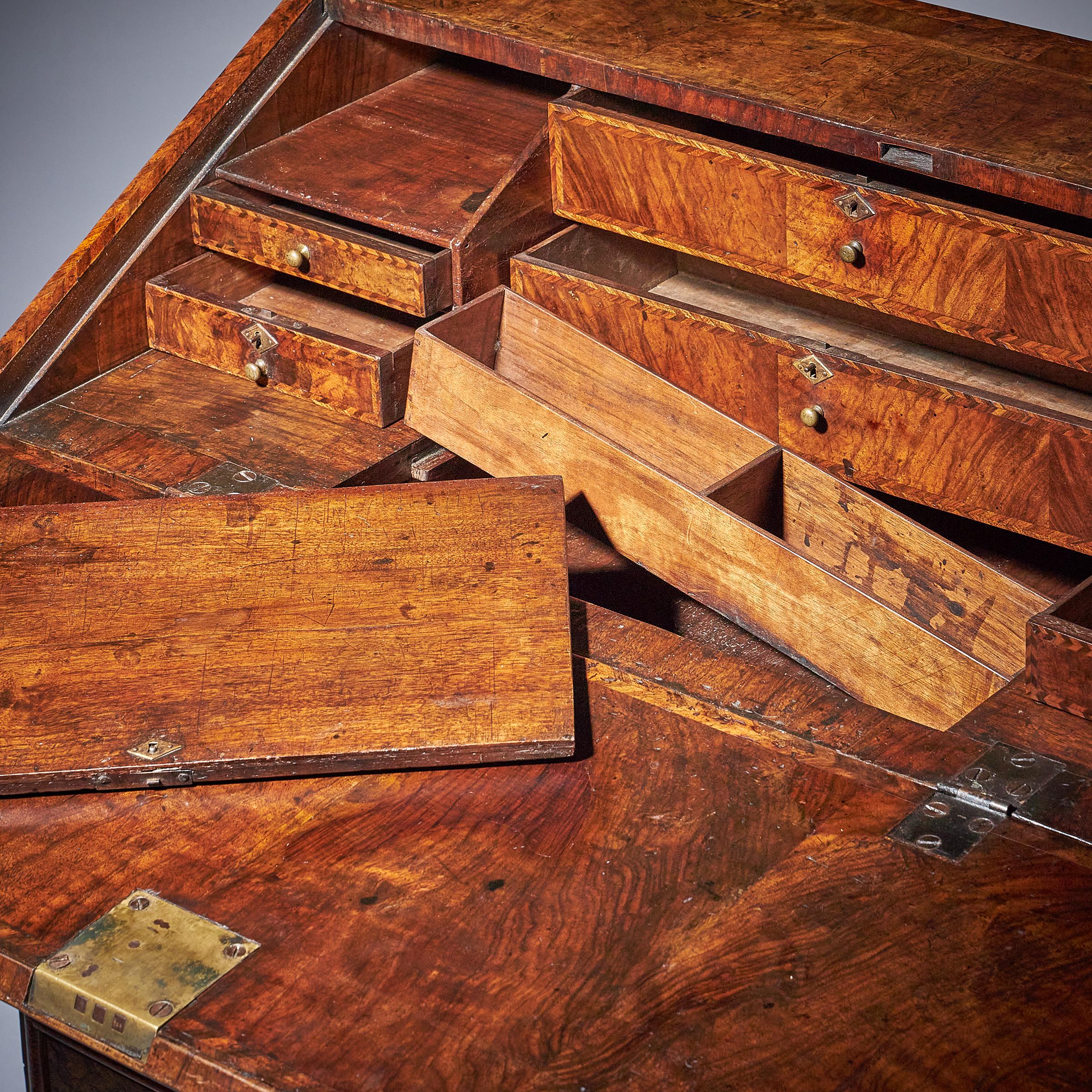 Huguenot 17th-Century Charles II William and Mary Walnut Two-Piece Bureau 5
