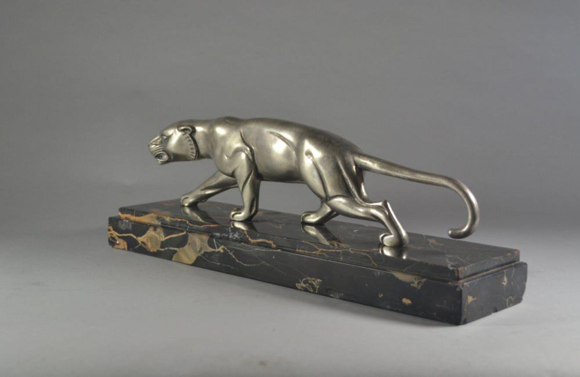 Mid-20th Century Hugues : Art Deco Bronze Panther on Portoro Marble Base