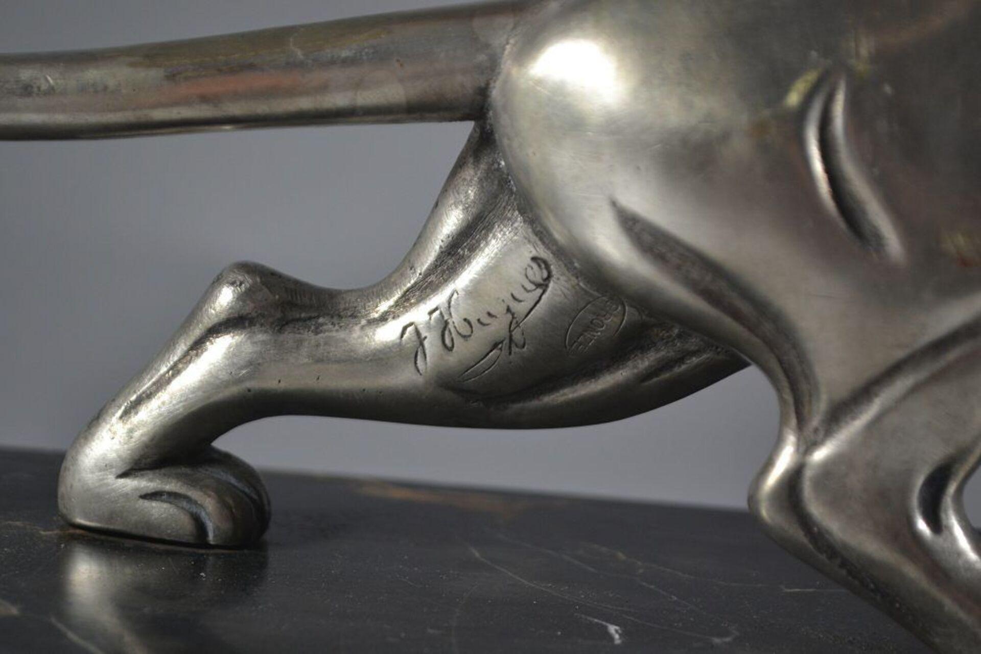 Hugues : Panthère en bronze Art Déco sur socle en marbre Portoro 1