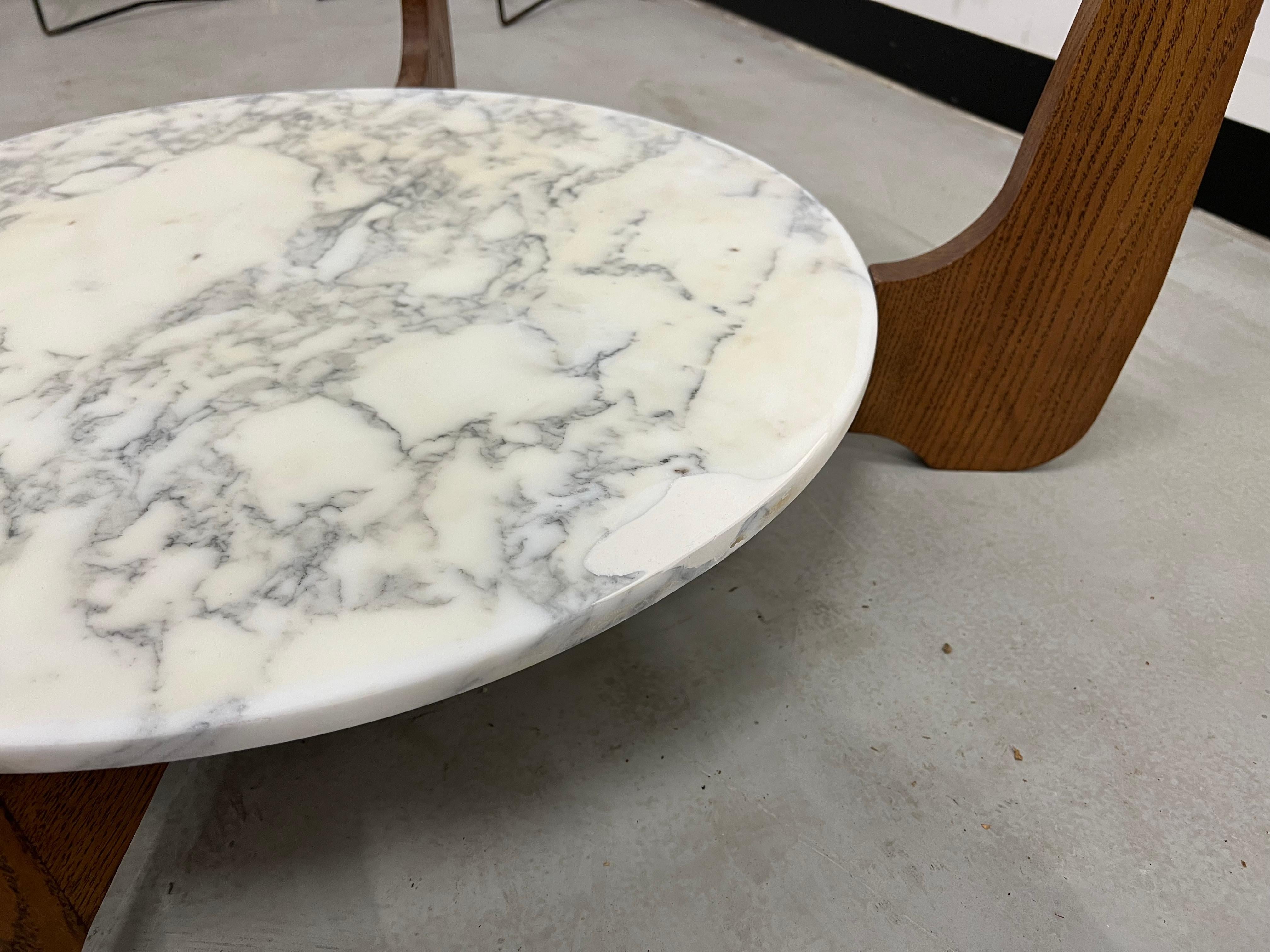 Hugues Poignant coffee table in marble and glass For Sale 3