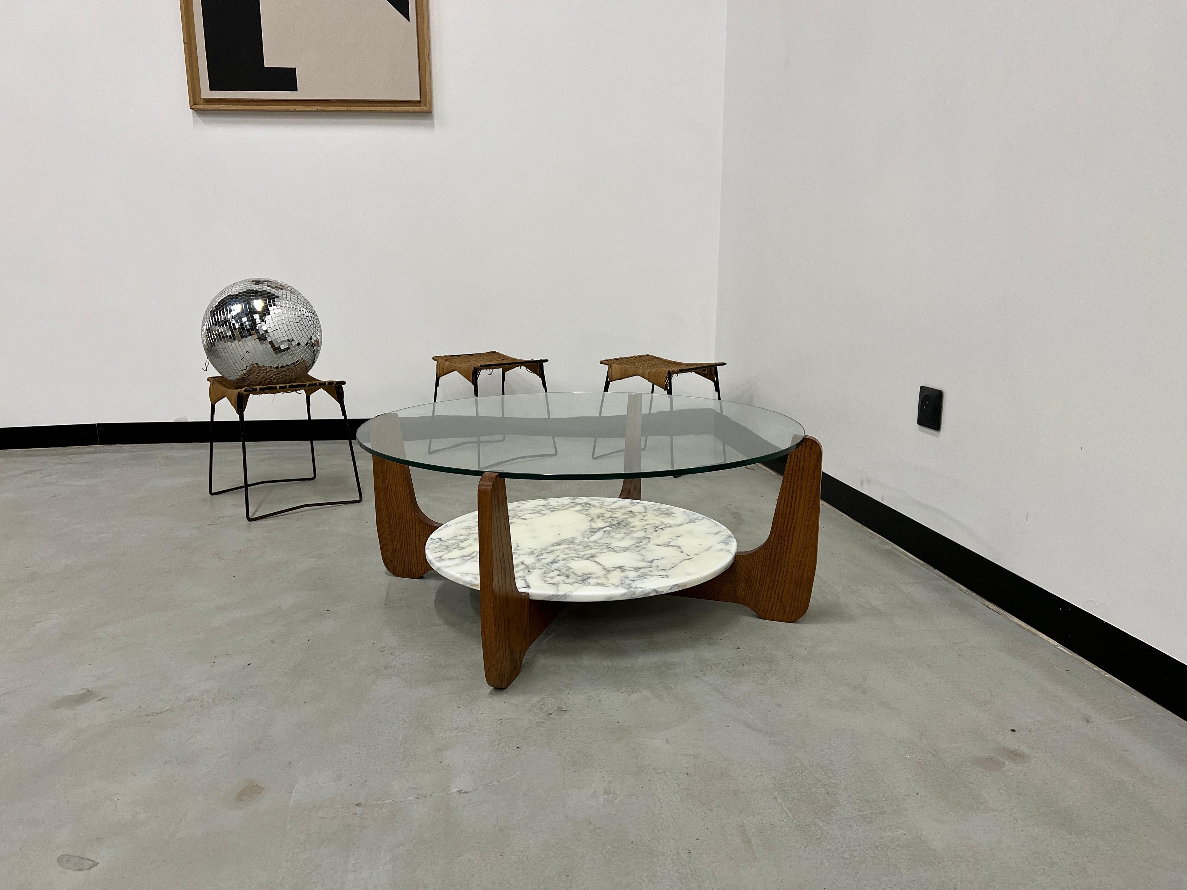 Hugues Poignant coffee table in marble and glass For Sale 8